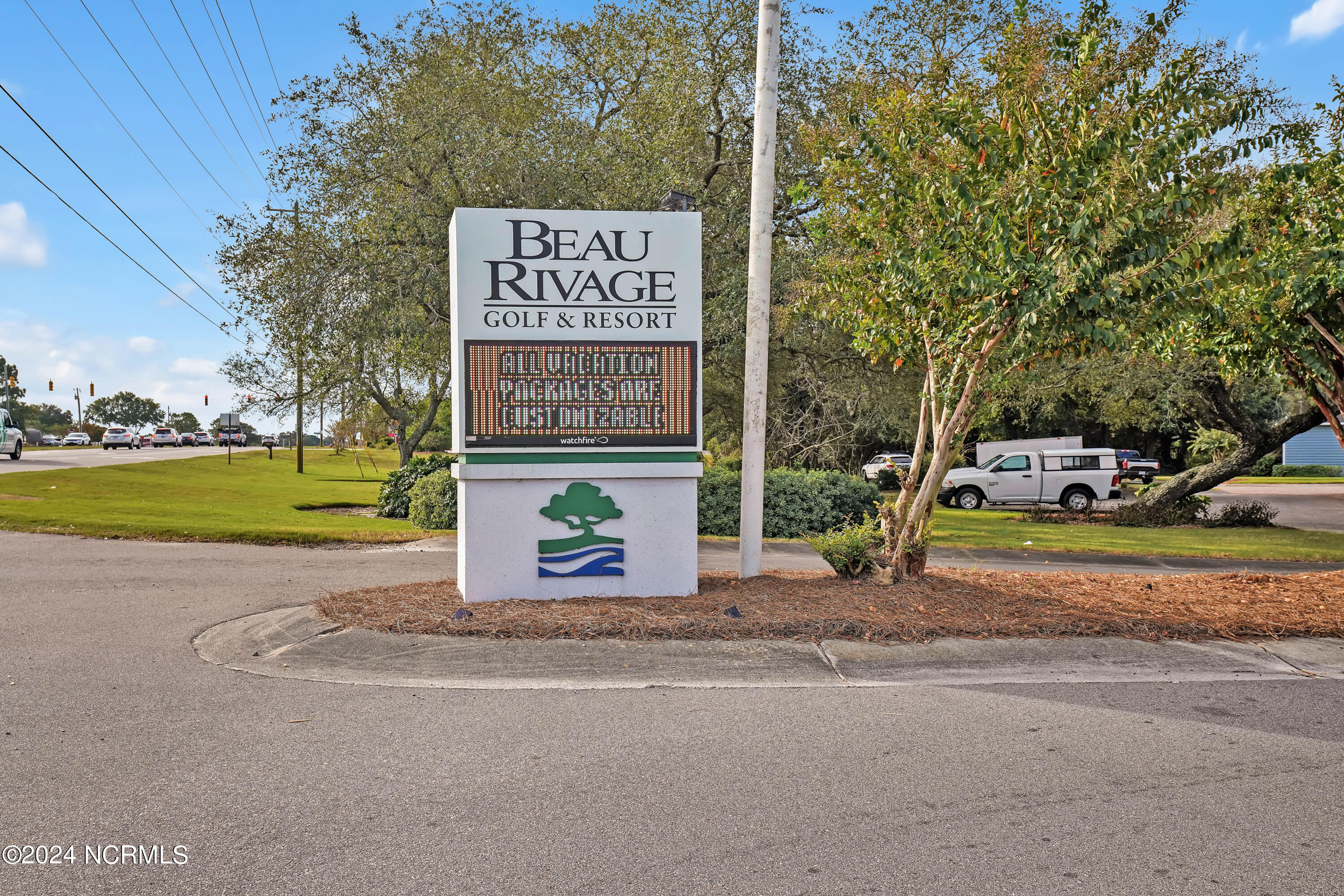 387 Beau Rivage Drive Property Photo 22