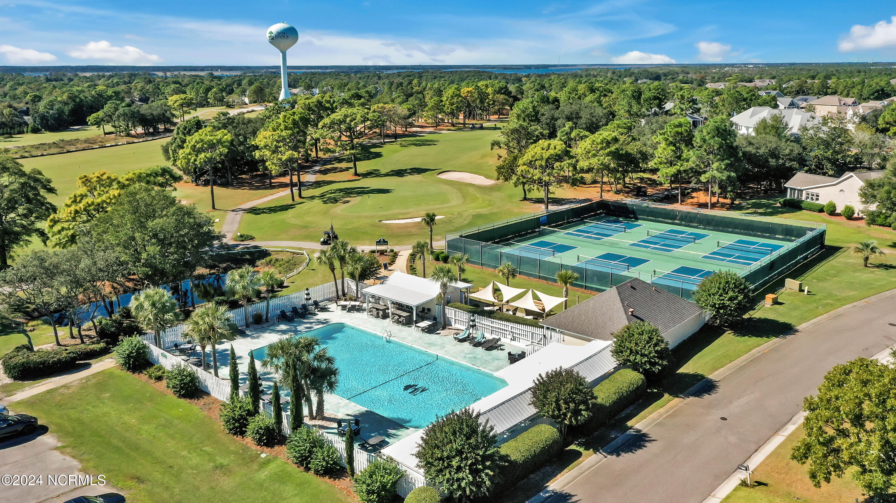 387 Beau Rivage Drive Property Photo 30