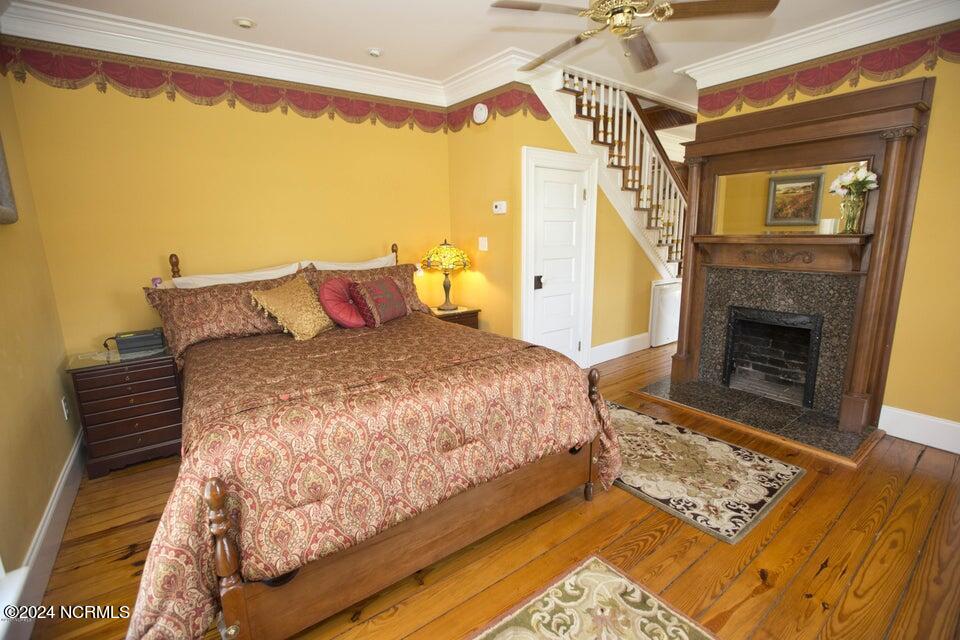 122 S Academy Street Property Photo 18