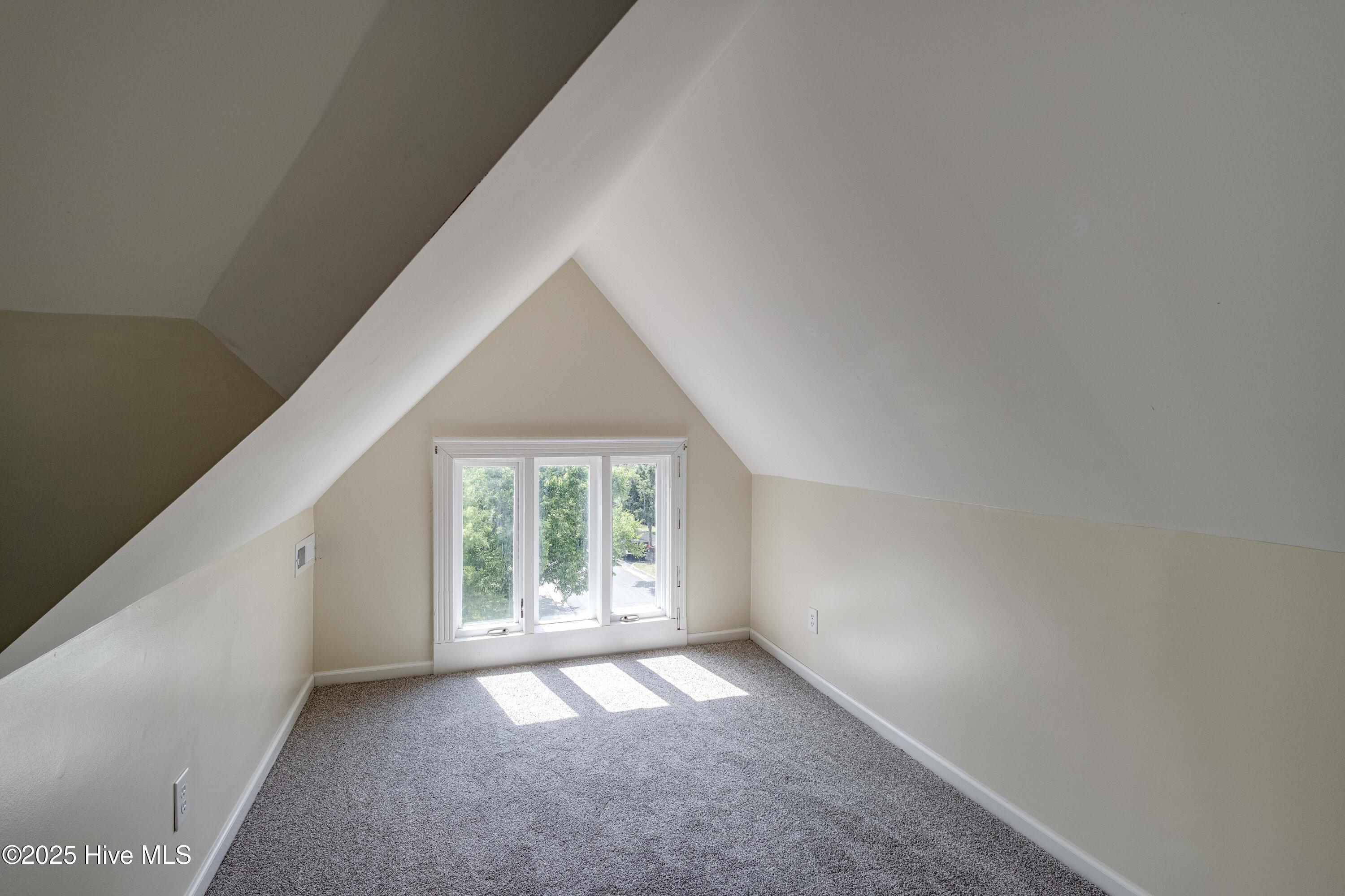 122 S Academy Street Property Photo 88