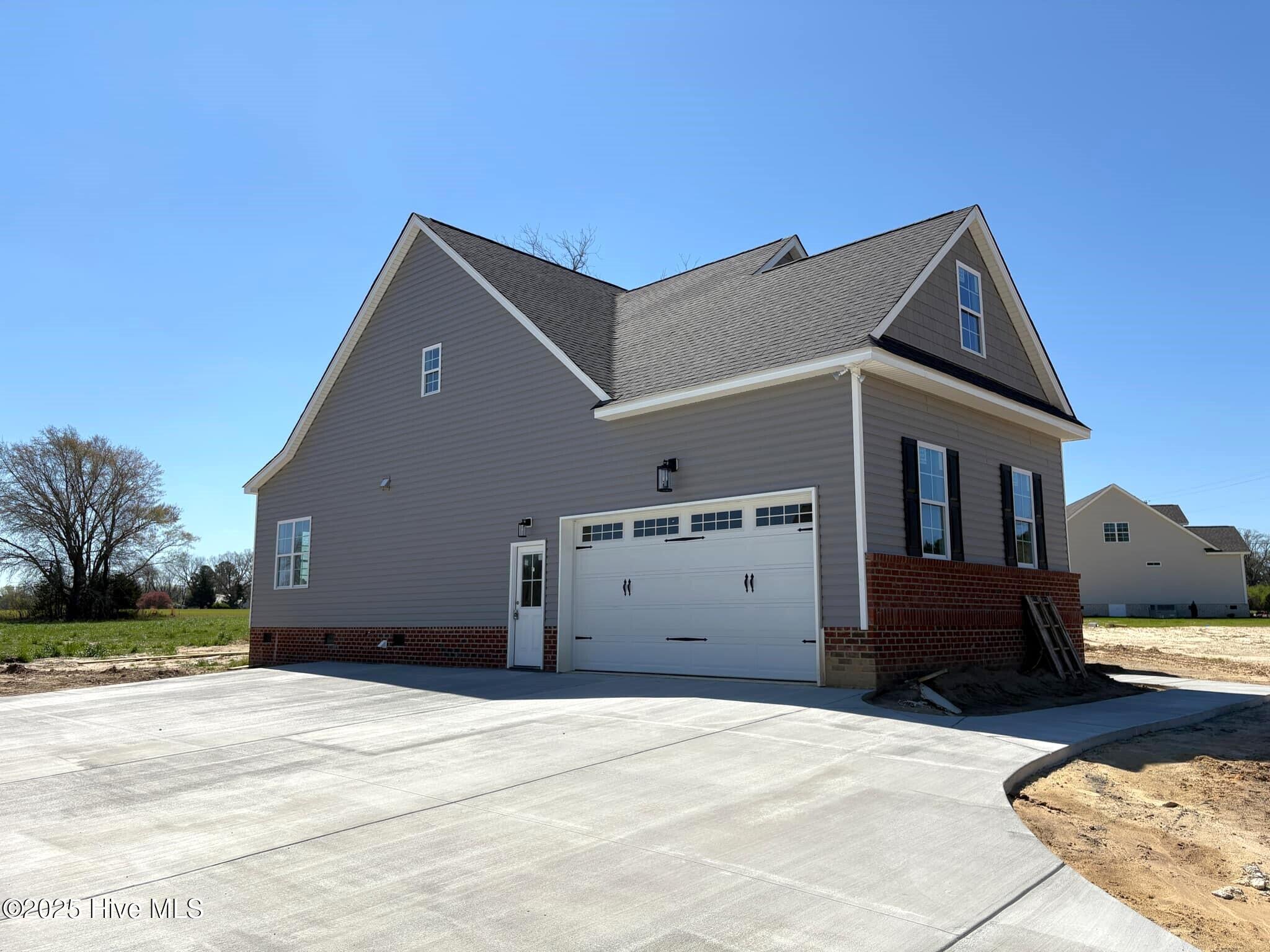 1681 S Old Carriage Road Property Photo 13