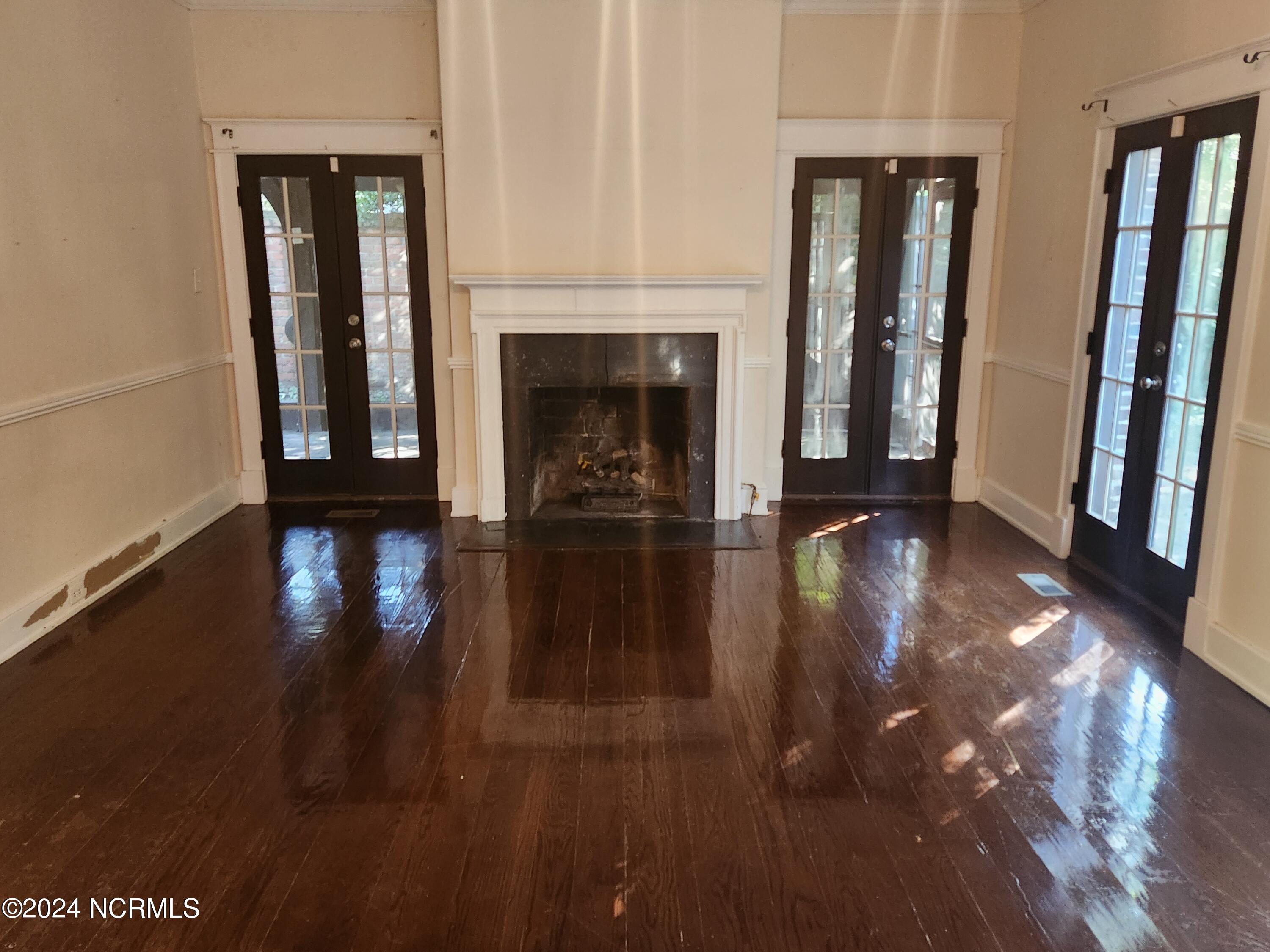 205 N Slocumb Street Property Photo 8