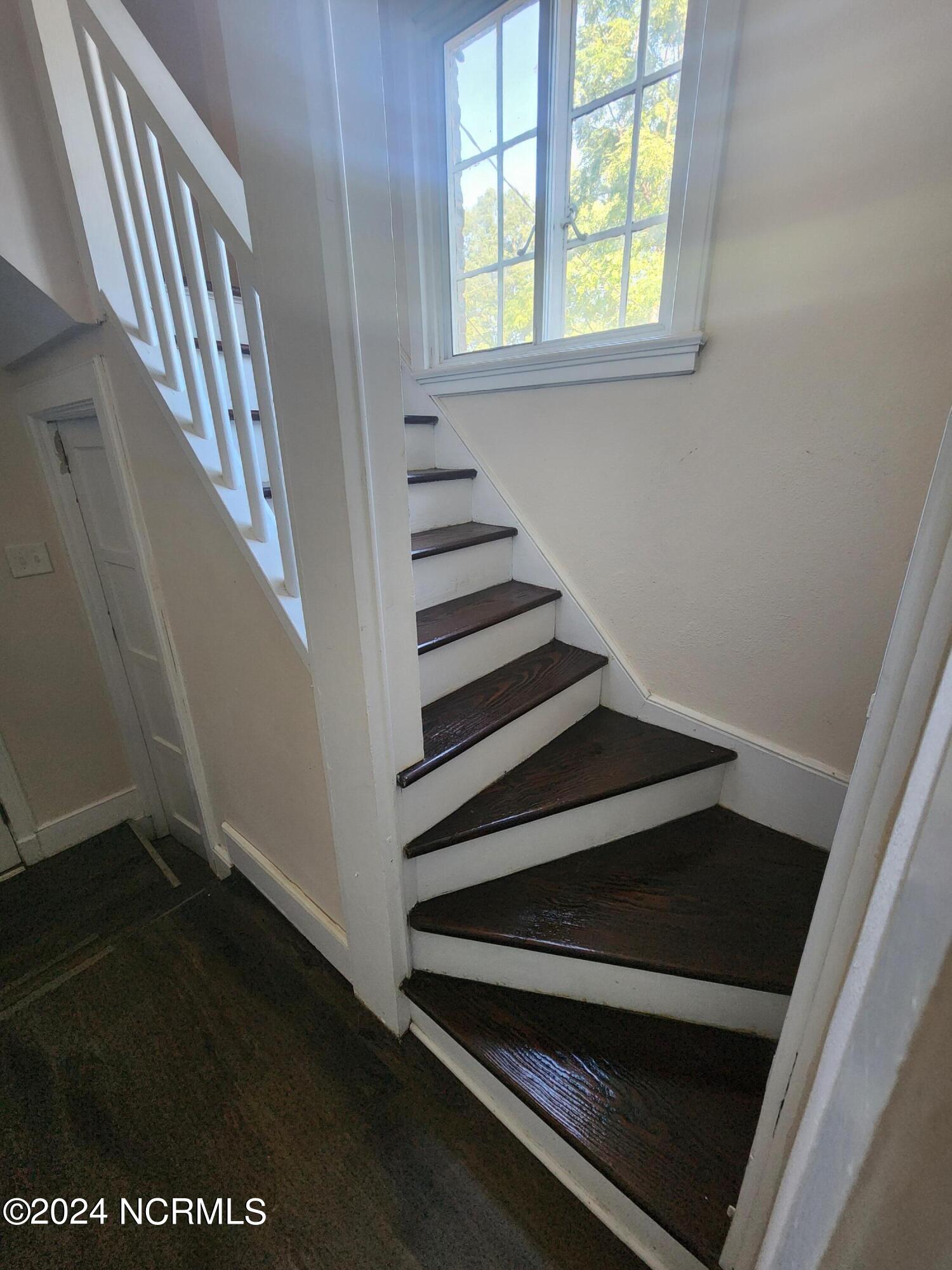 205 N Slocumb Street Property Photo 17