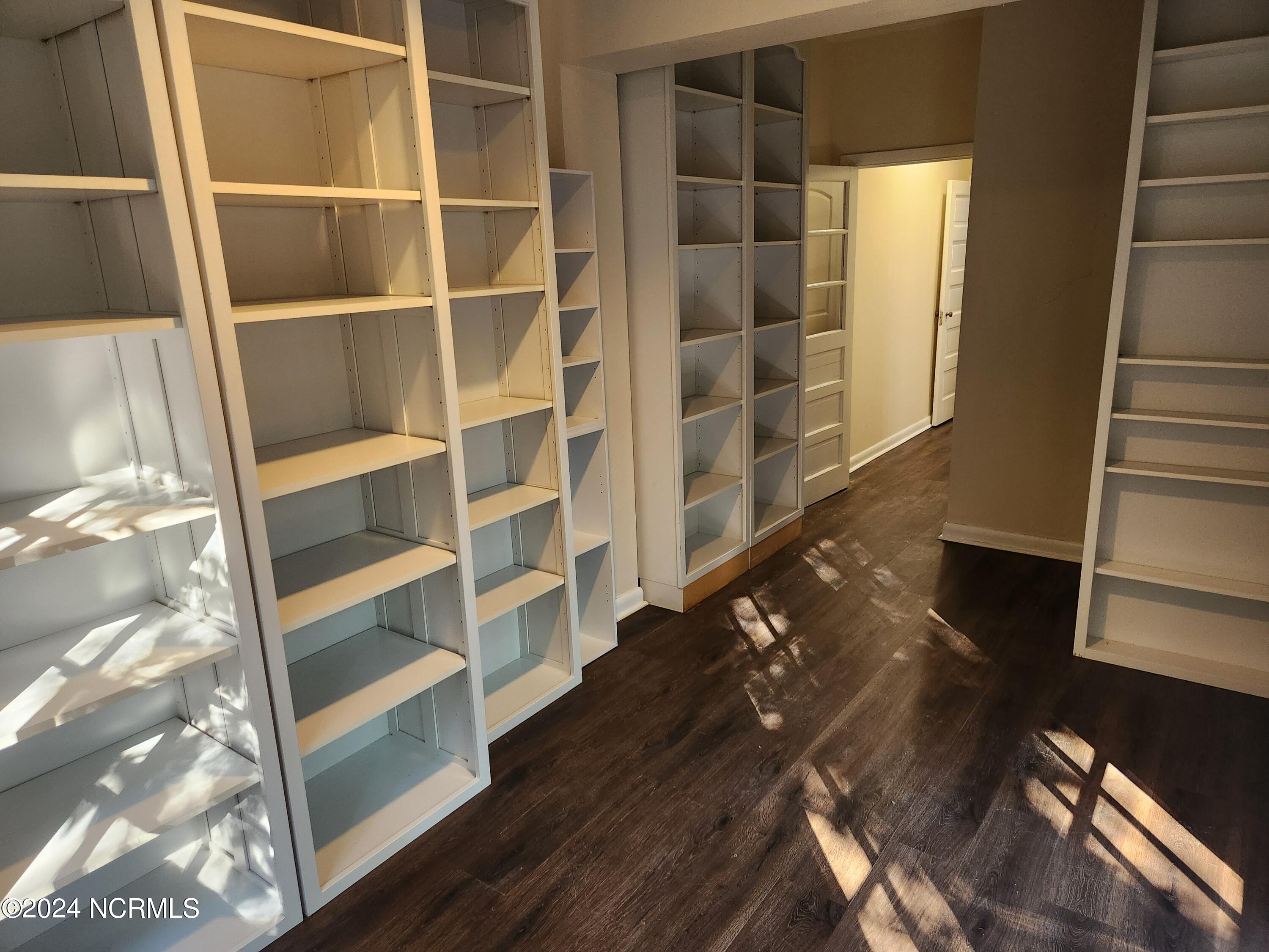 205 N Slocumb Street Property Photo 21