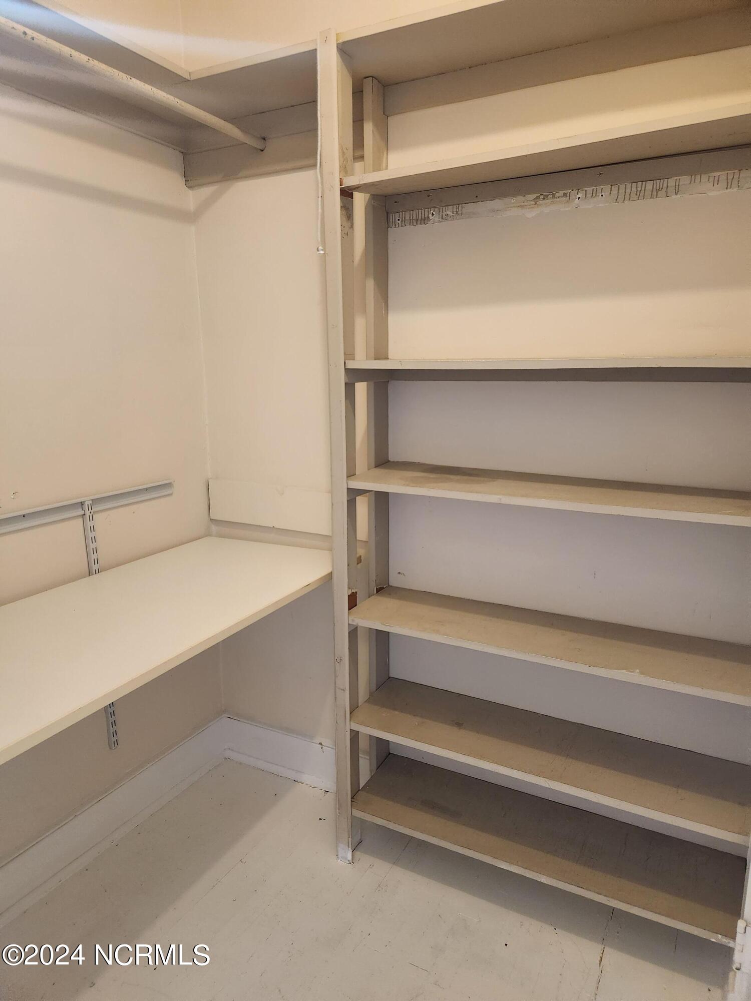 205 N Slocumb Street Property Photo 28