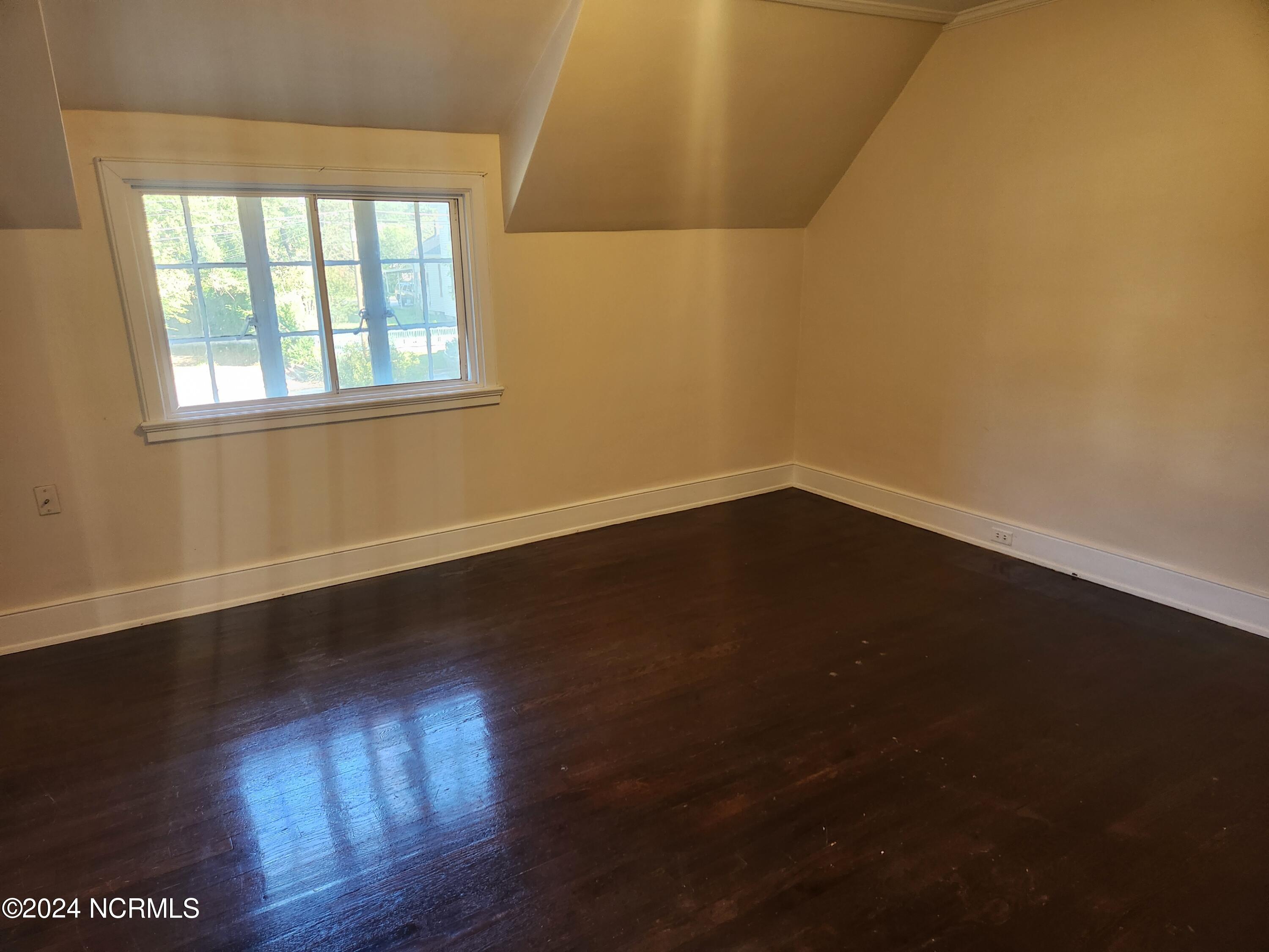 205 N Slocumb Street Property Photo 35