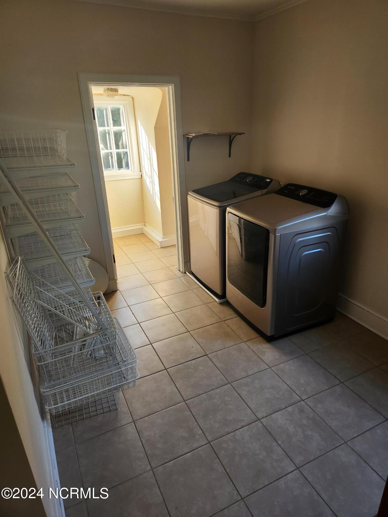 205 N Slocumb Street Property Photo 37