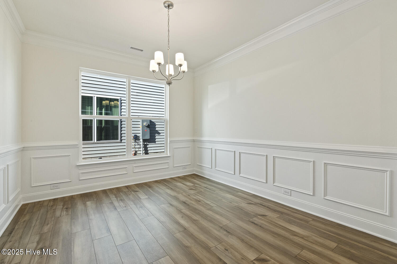 3703 Vector Drive Property Photo 9