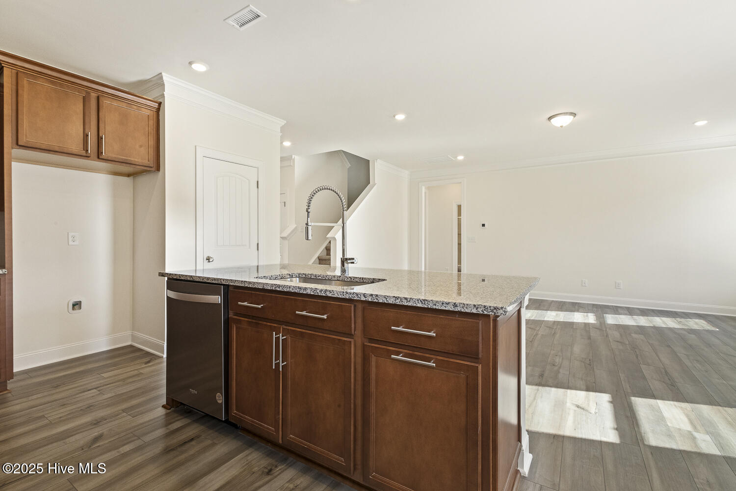 3703 Vector Drive Property Photo 17