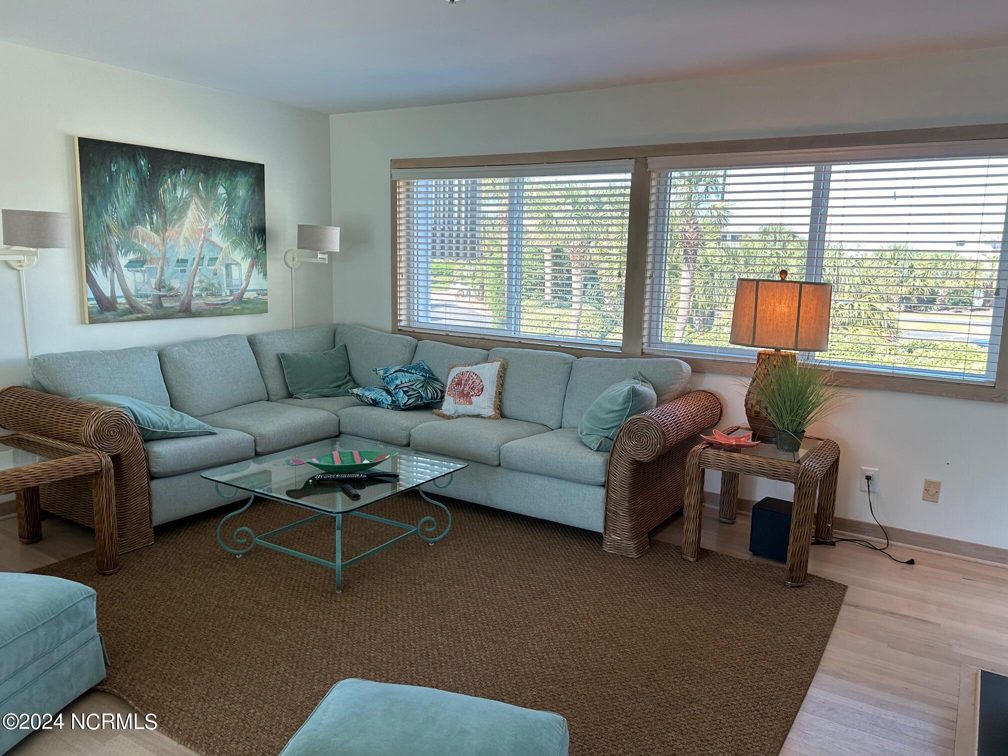 10 Sea Oats Lane Property Photo 2