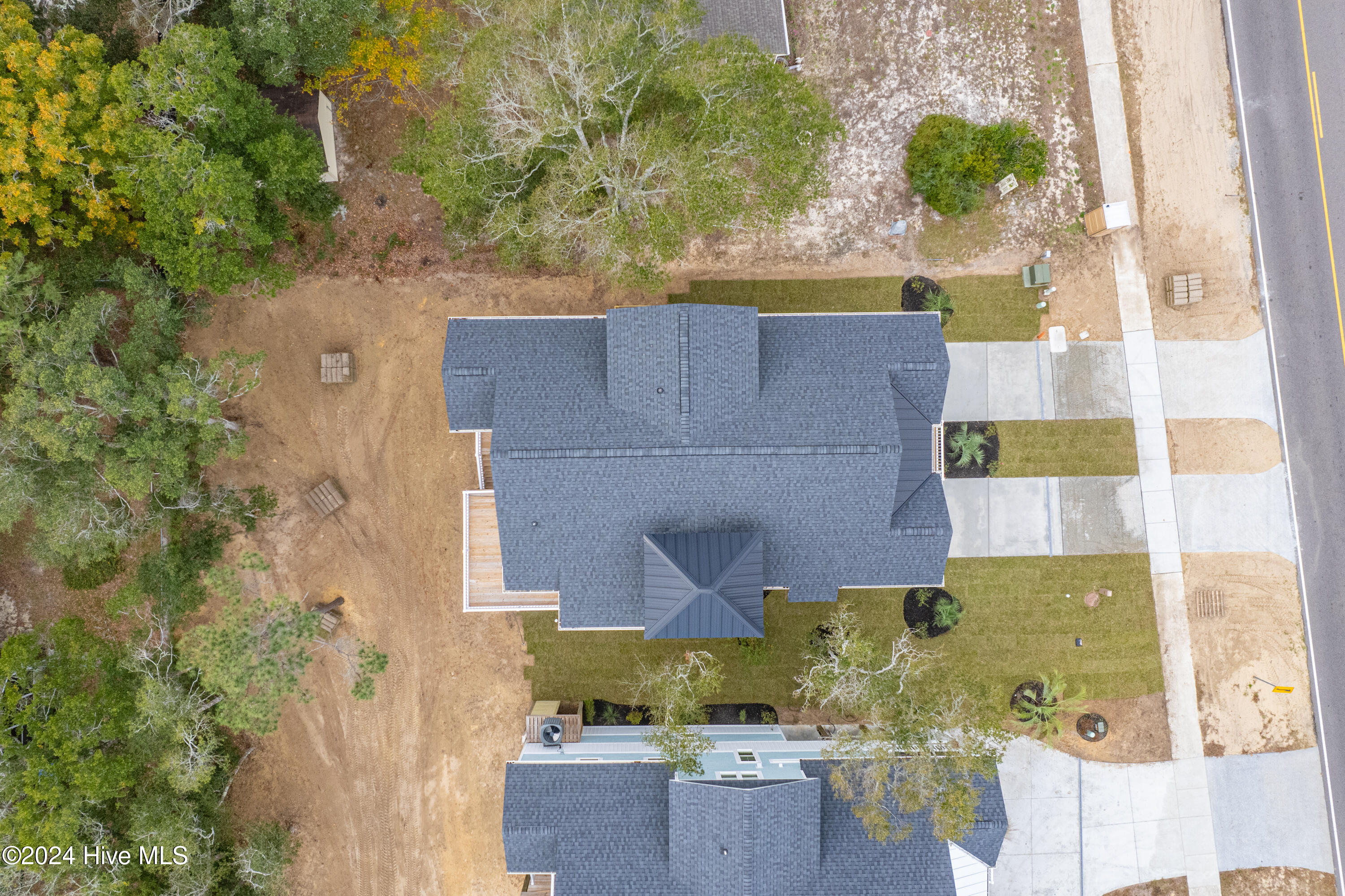 1605 E Oak Island Drive Property Photo 54