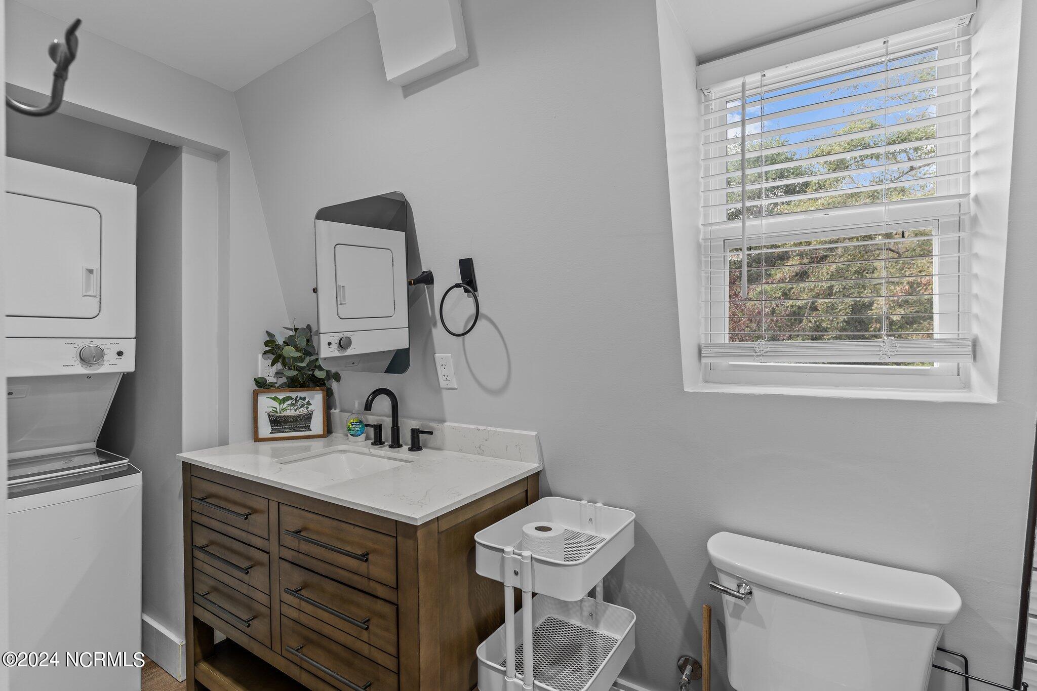412 Womble Street Property Photo 7