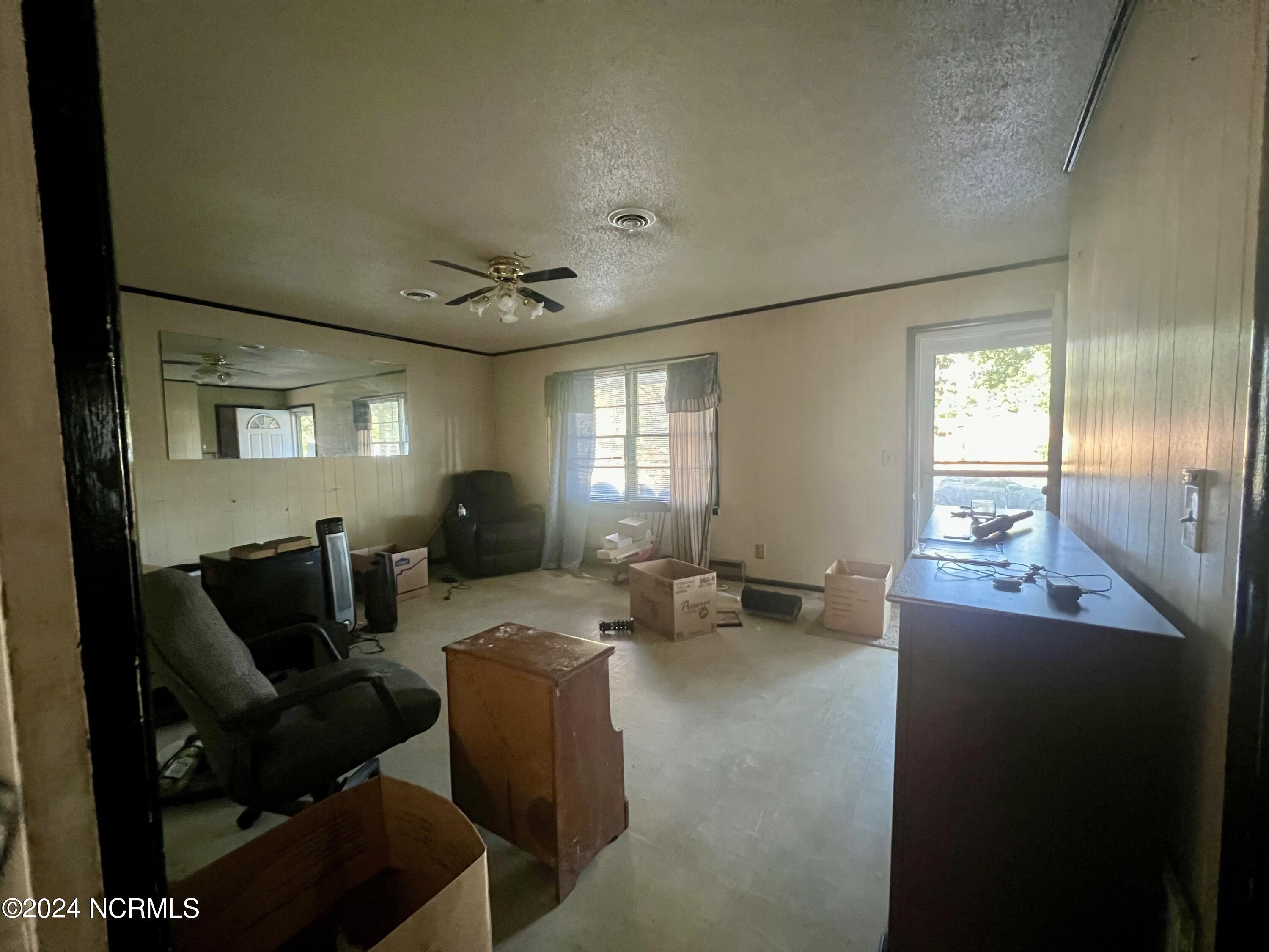 1326 N 7th Street Property Photo 10