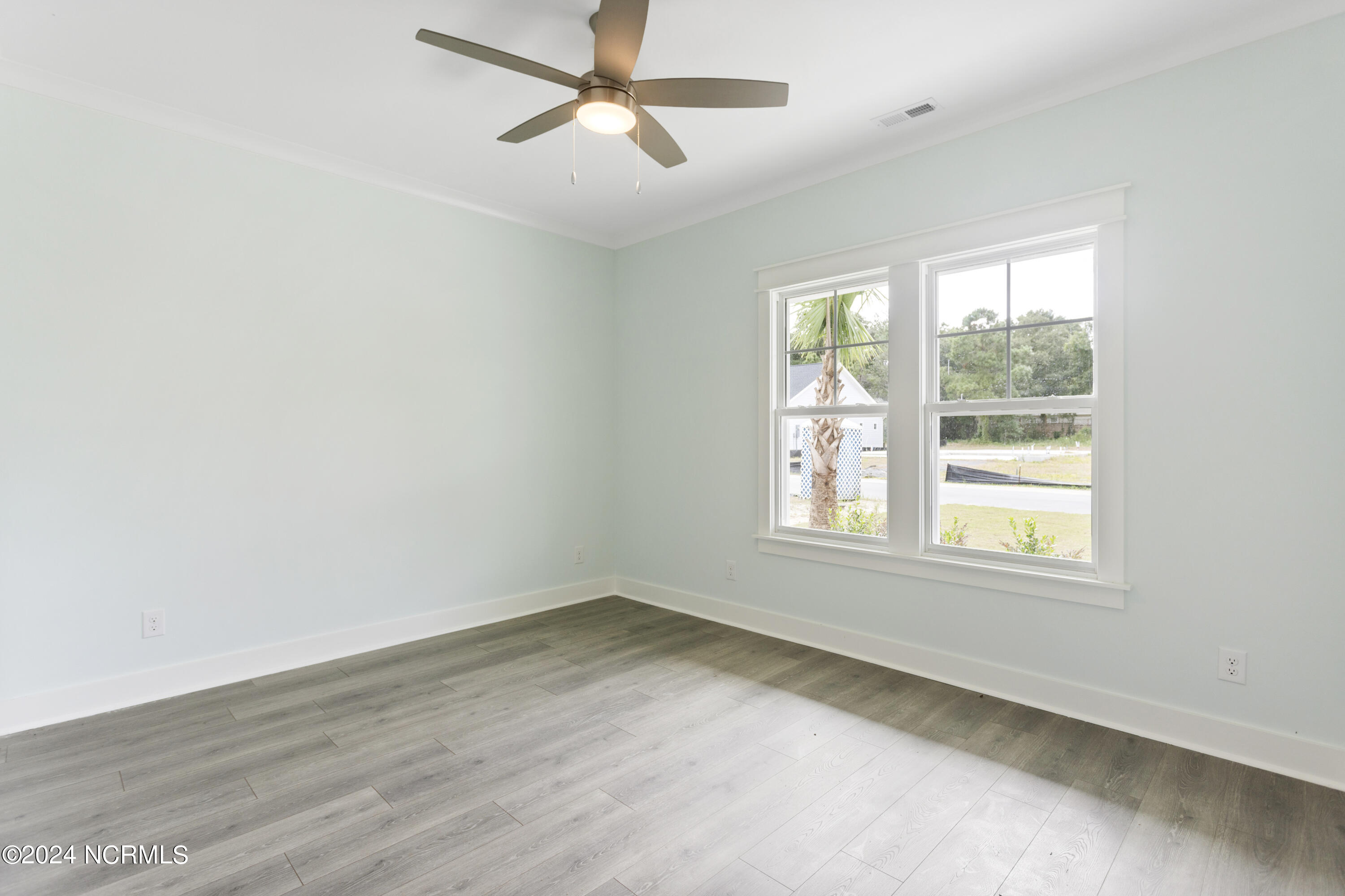 2058 Greenside Manor Drive Property Photo 30