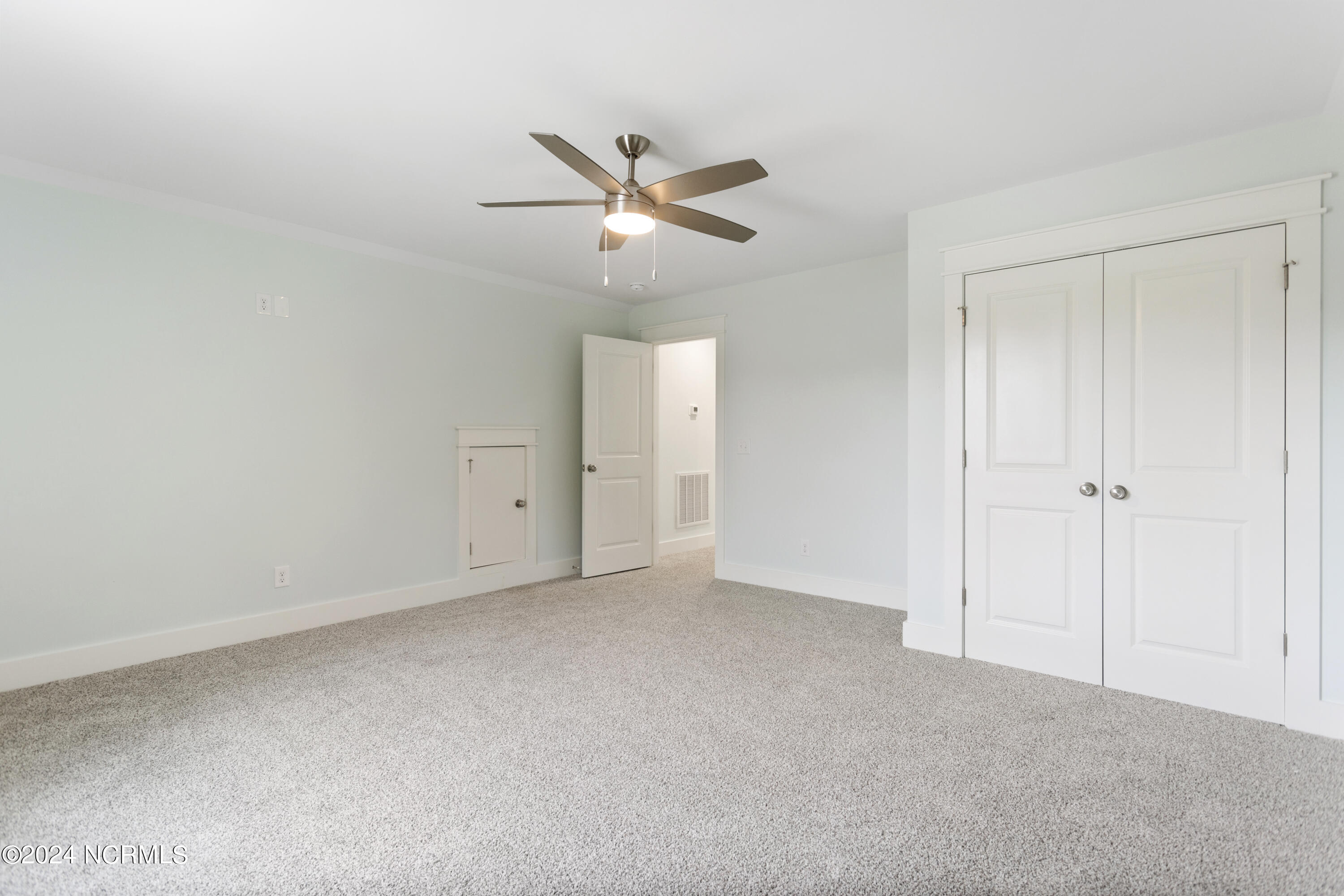 2058 Greenside Manor Drive Property Photo 40