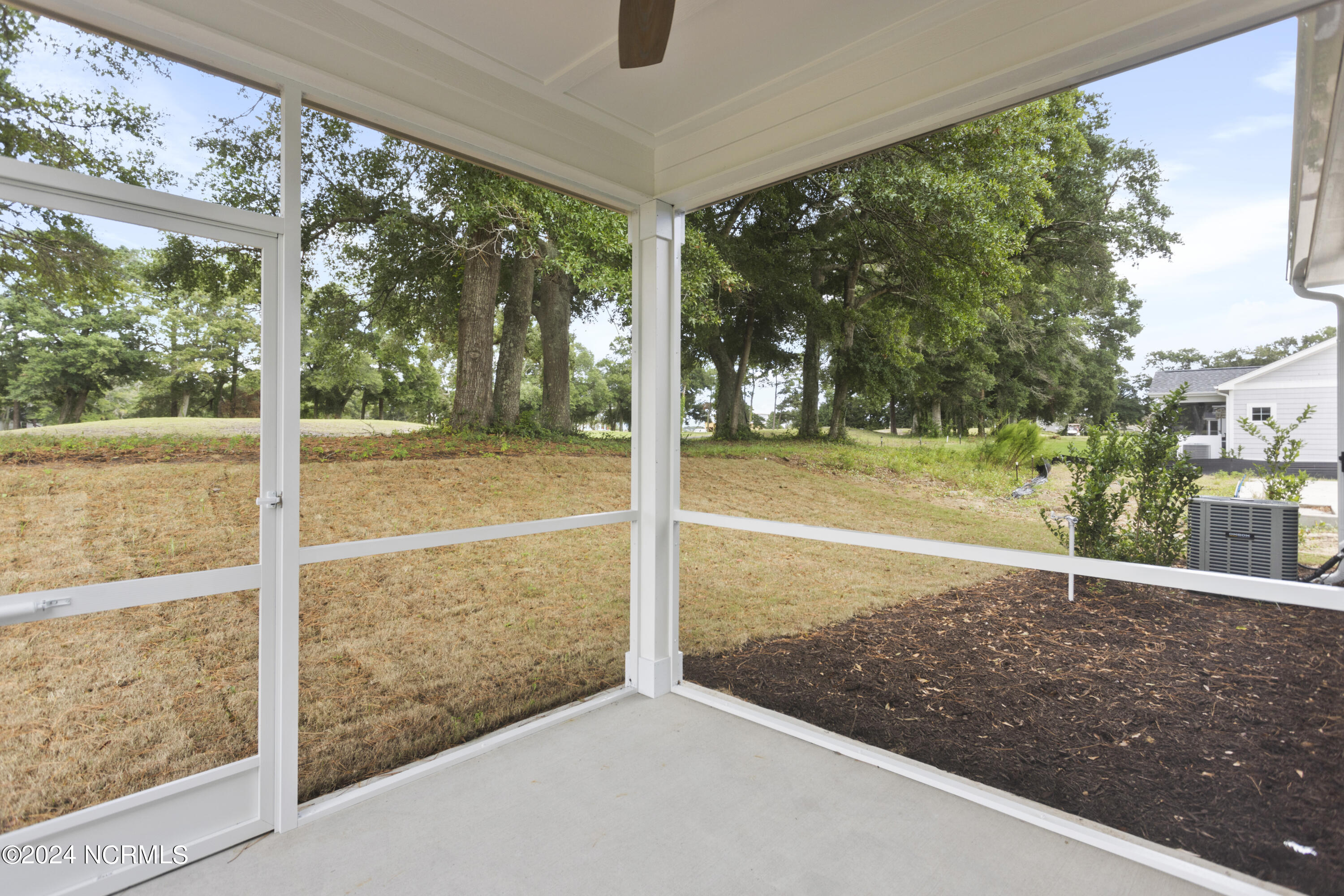 2058 Greenside Manor Drive Property Photo 43