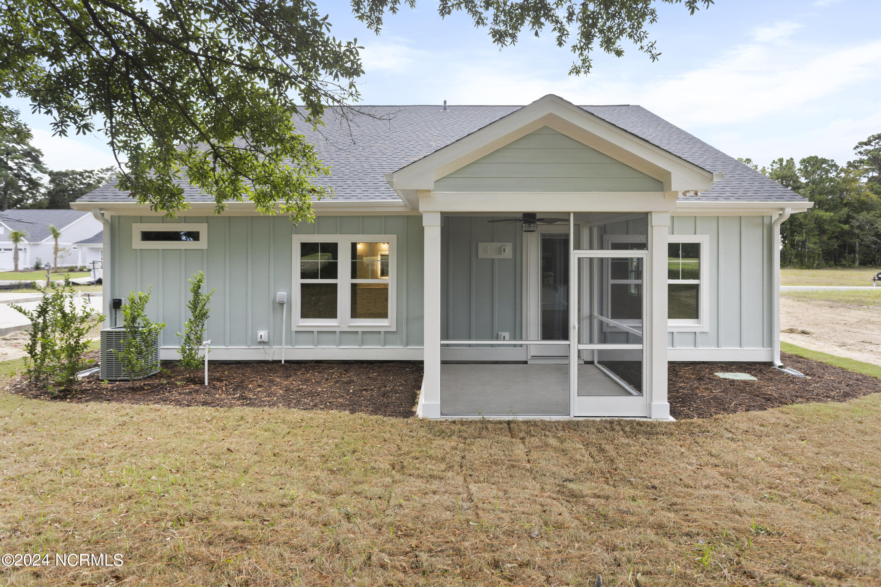 2058 Greenside Manor Drive Property Photo 45