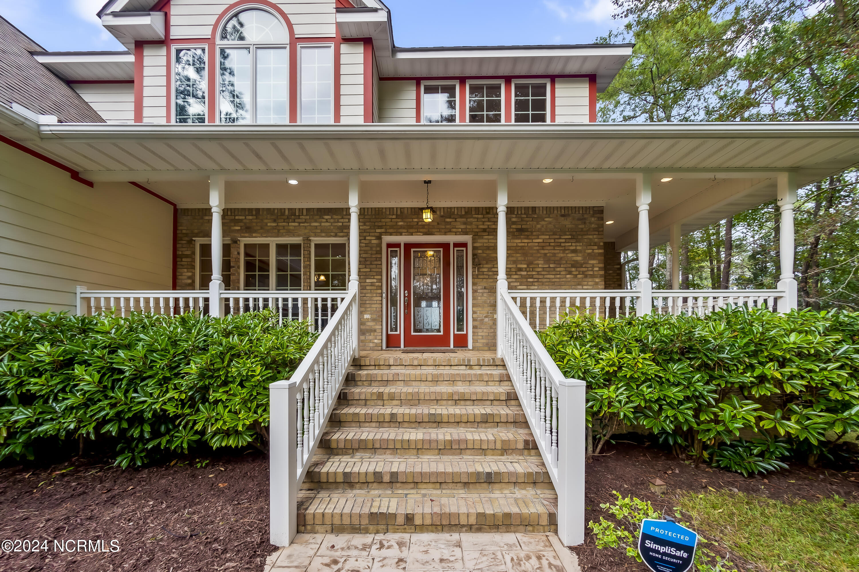 466 Bay Shores Road Property Photo 5