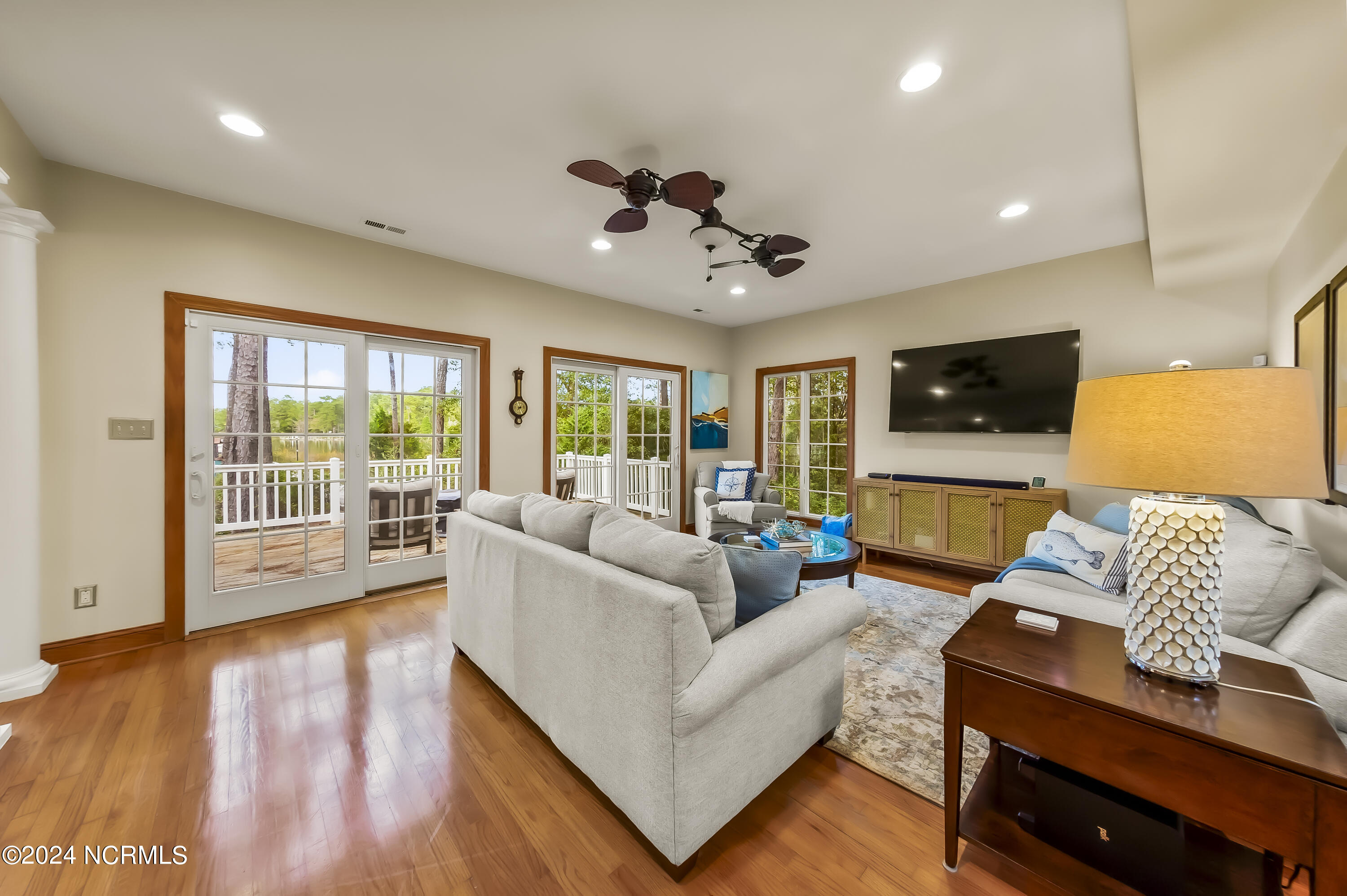 466 Bay Shores Road Property Photo 8