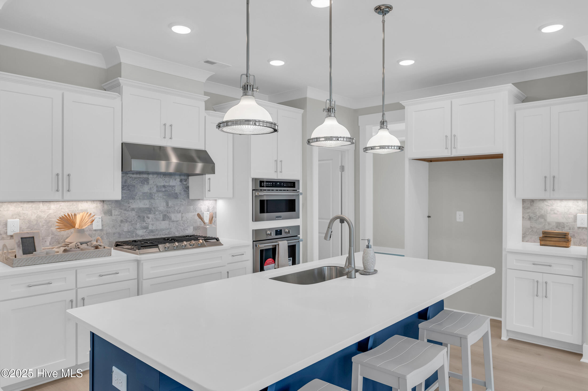 4045 Watersail Drive 133 Property Photo 17