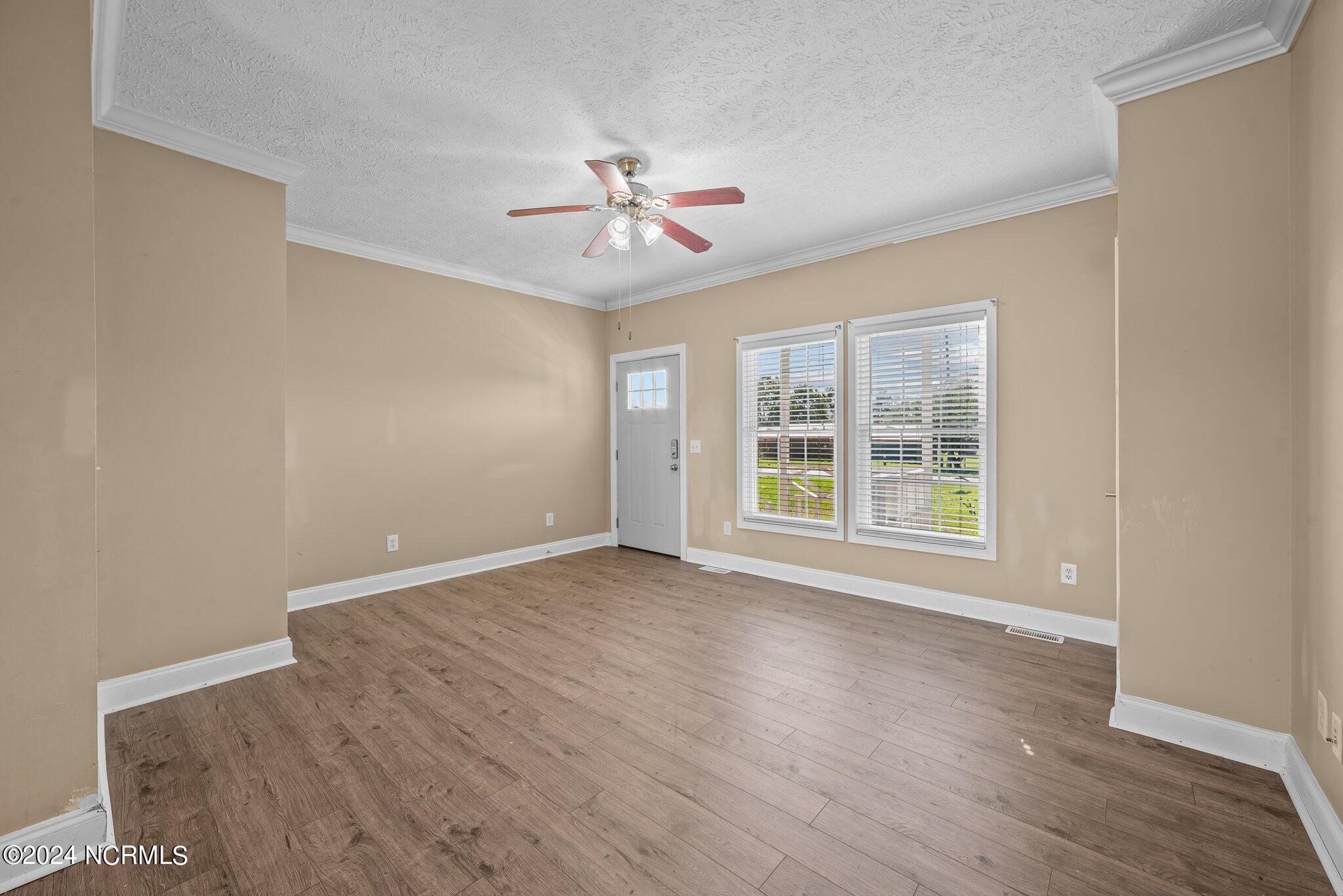 2855 Bell Arthur Road Property Photo 8