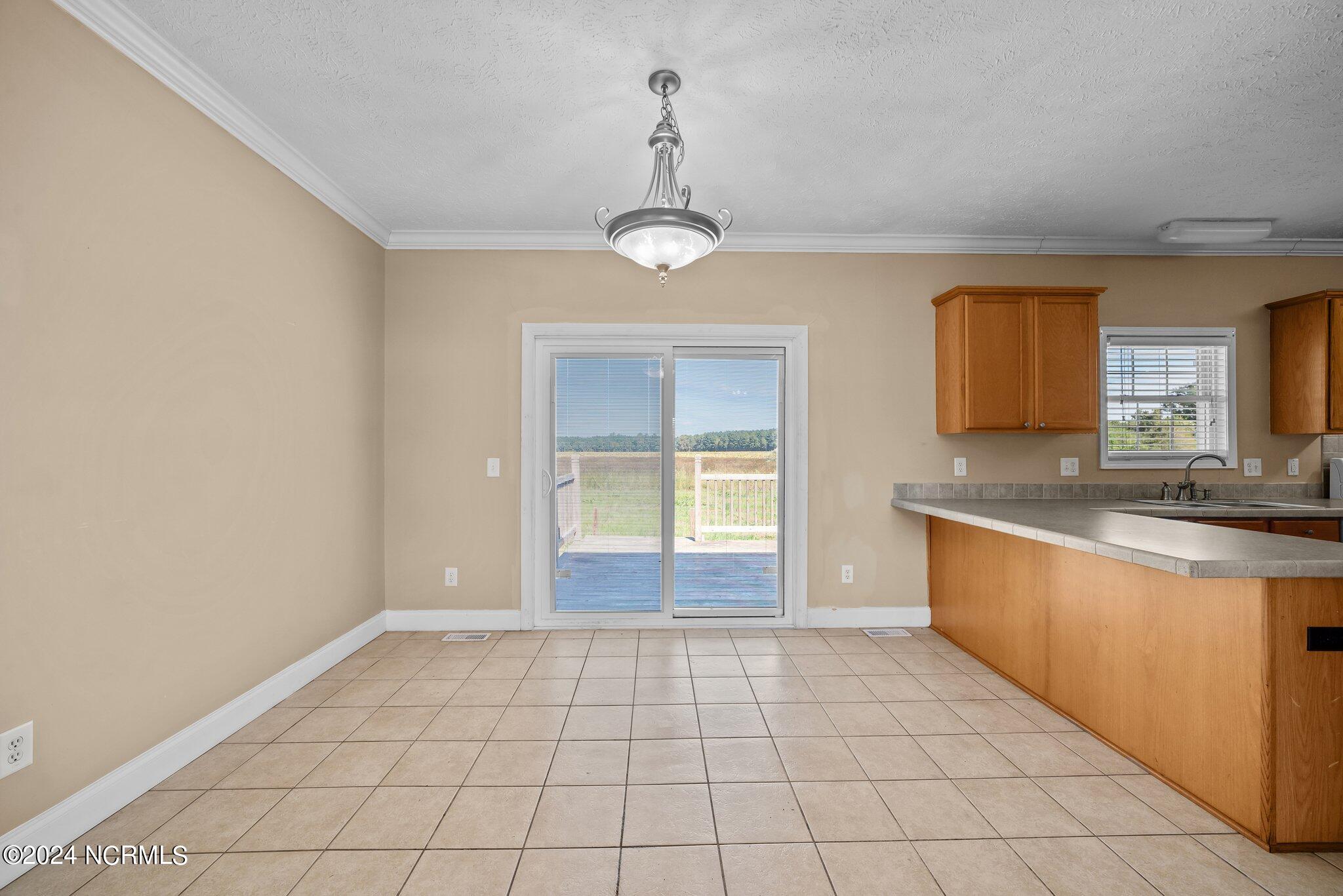 2855 Bell Arthur Road Property Photo 9