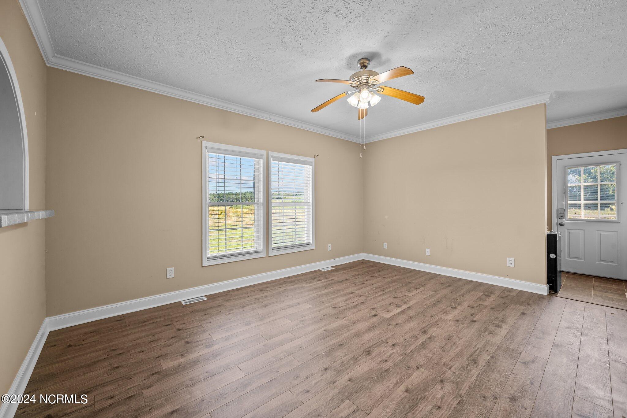 2855 Bell Arthur Road Property Photo 15