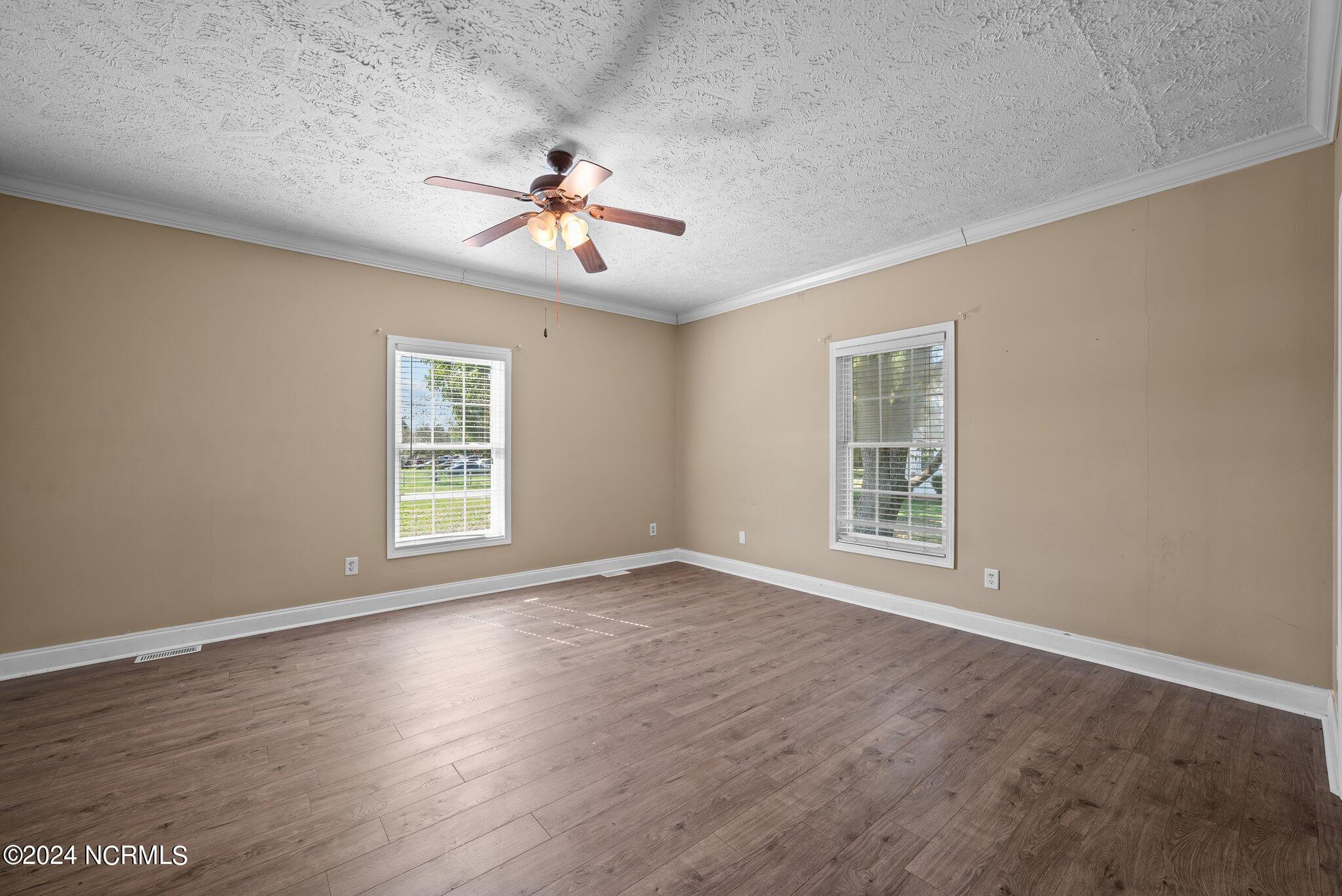 2855 Bell Arthur Road Property Photo 17