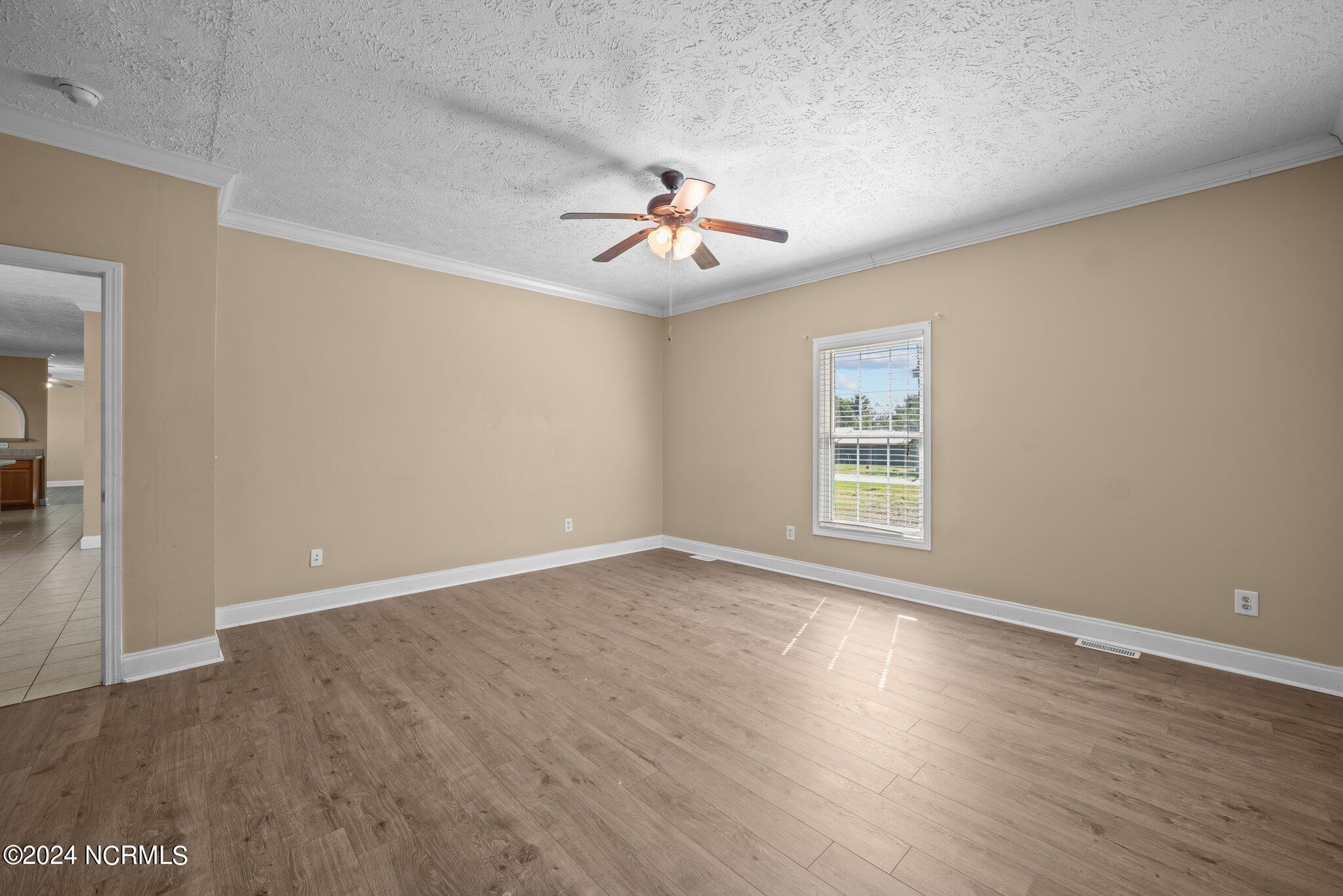 2855 Bell Arthur Road Property Photo 18