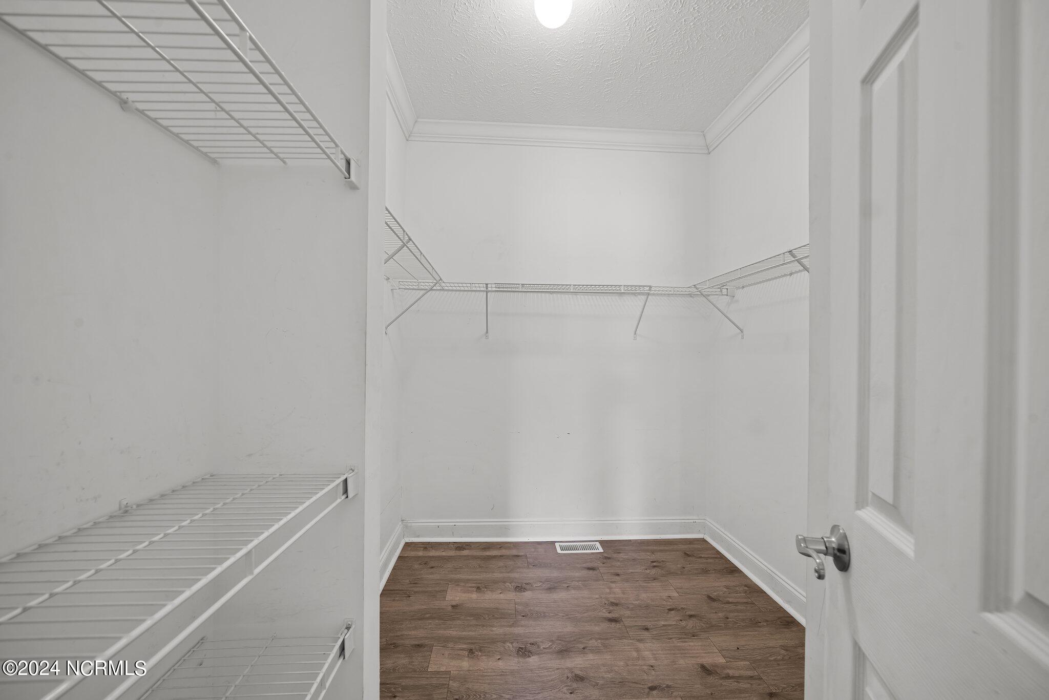 2855 Bell Arthur Road Property Photo 20