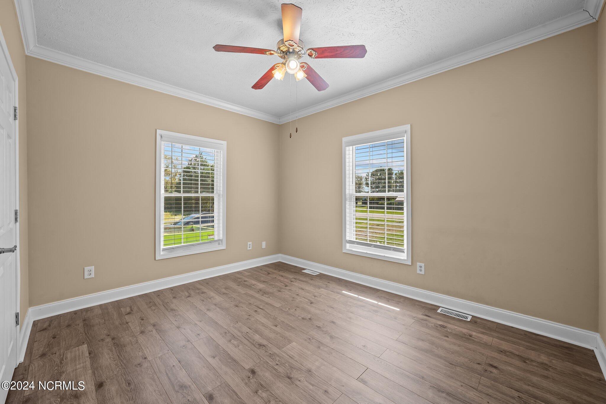 2855 Bell Arthur Road Property Photo 27