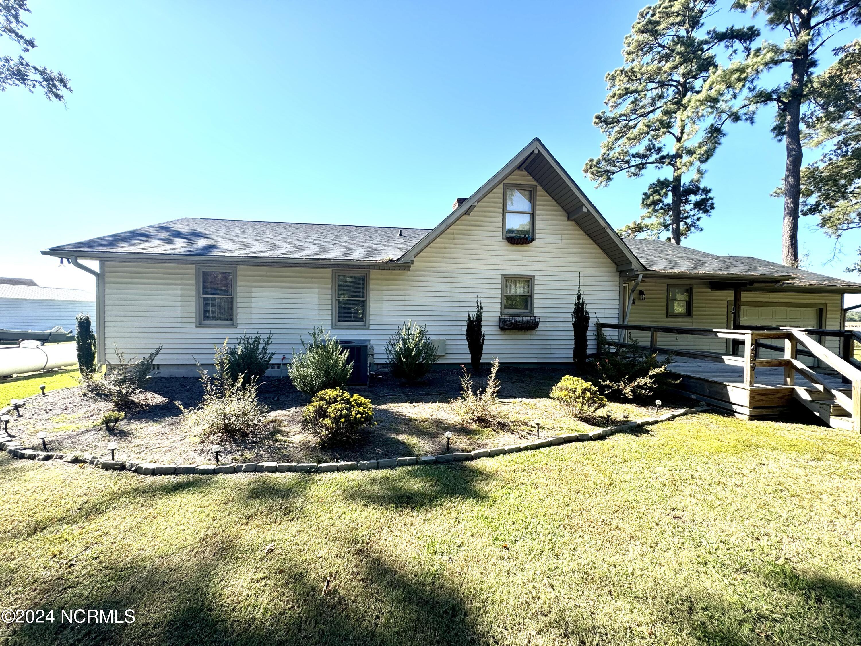 639 Crabtree Road Property Photo