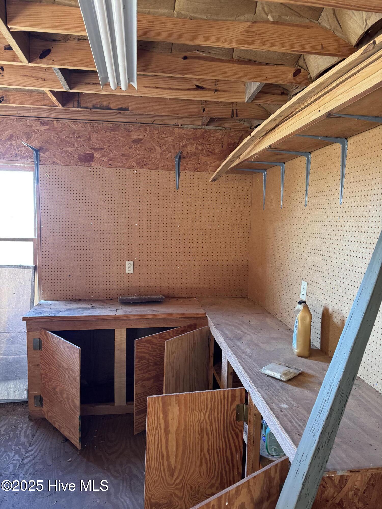 639 Crabtree Road Property Photo 17