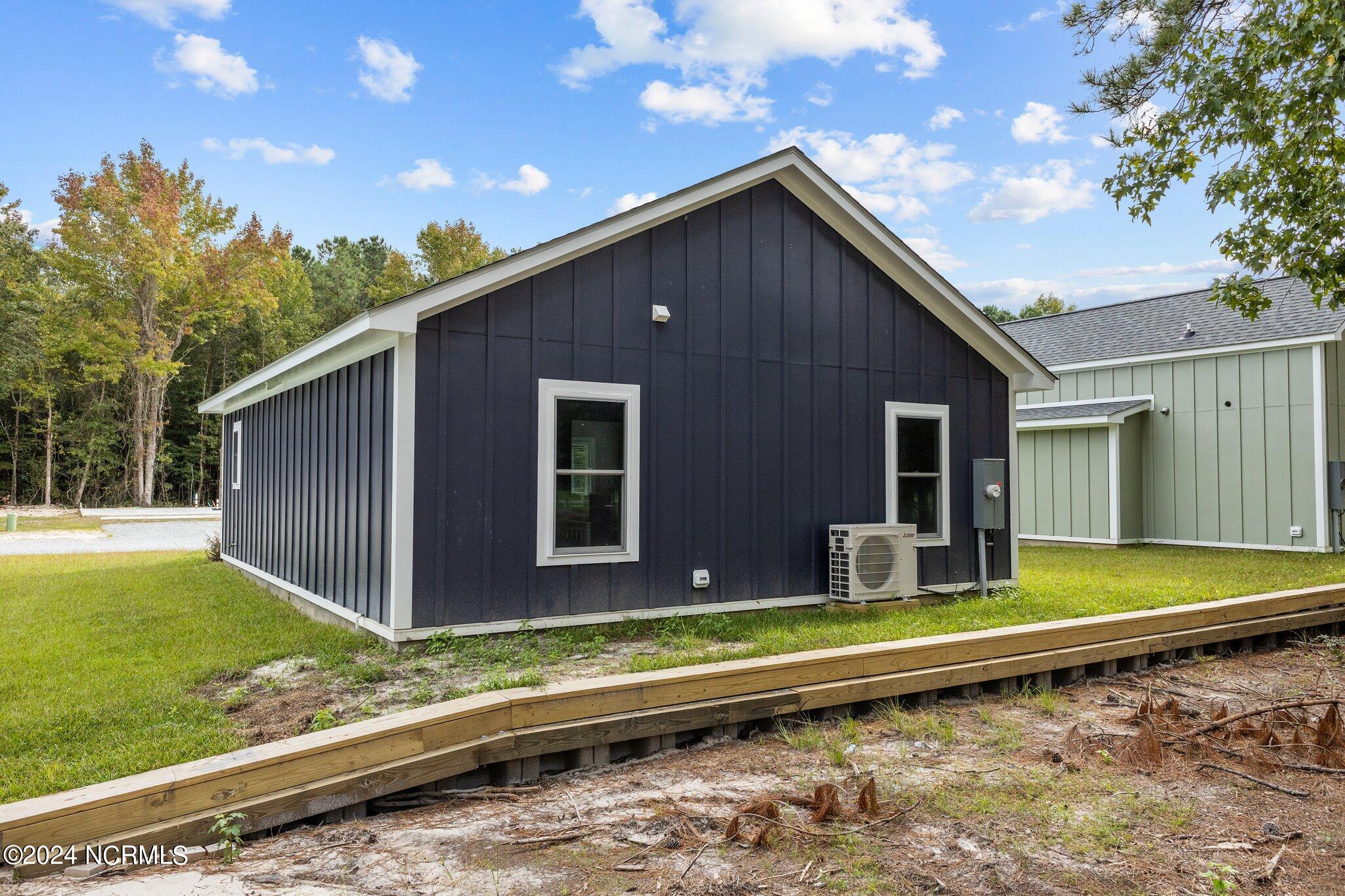 121 Long Pond Loop Property Photo 34