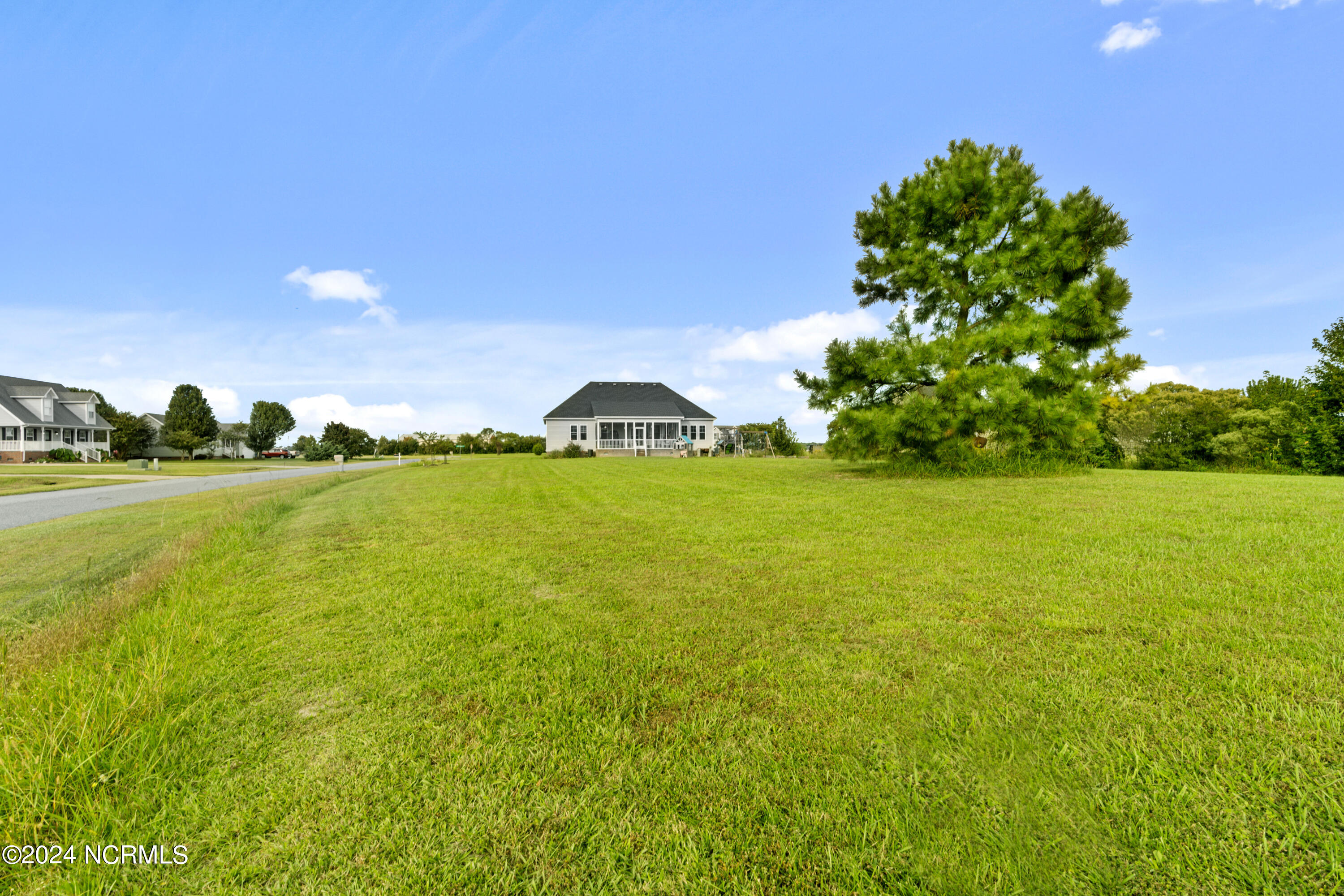 121 Lady Frances Way Property Photo 7