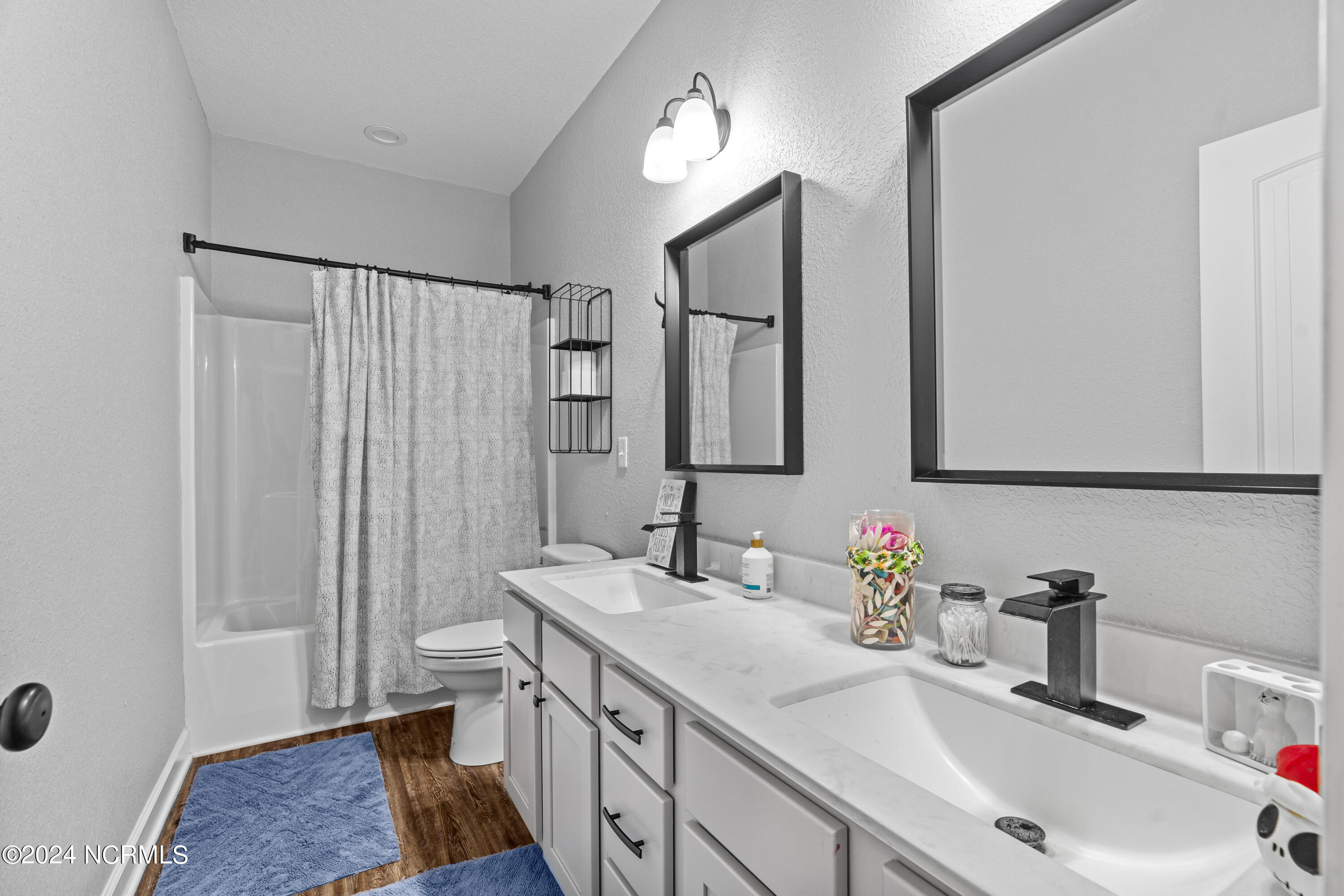 121 Lady Frances Way Property Photo 37