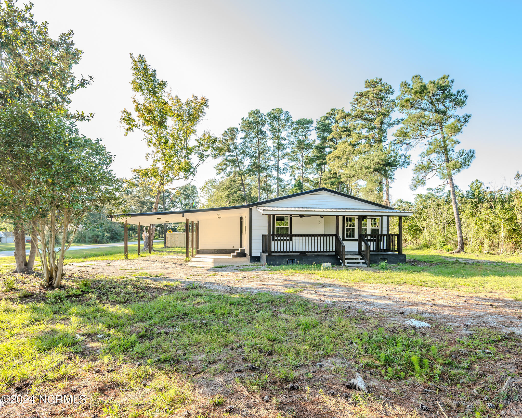 18 Clifford Road Property Photo 2
