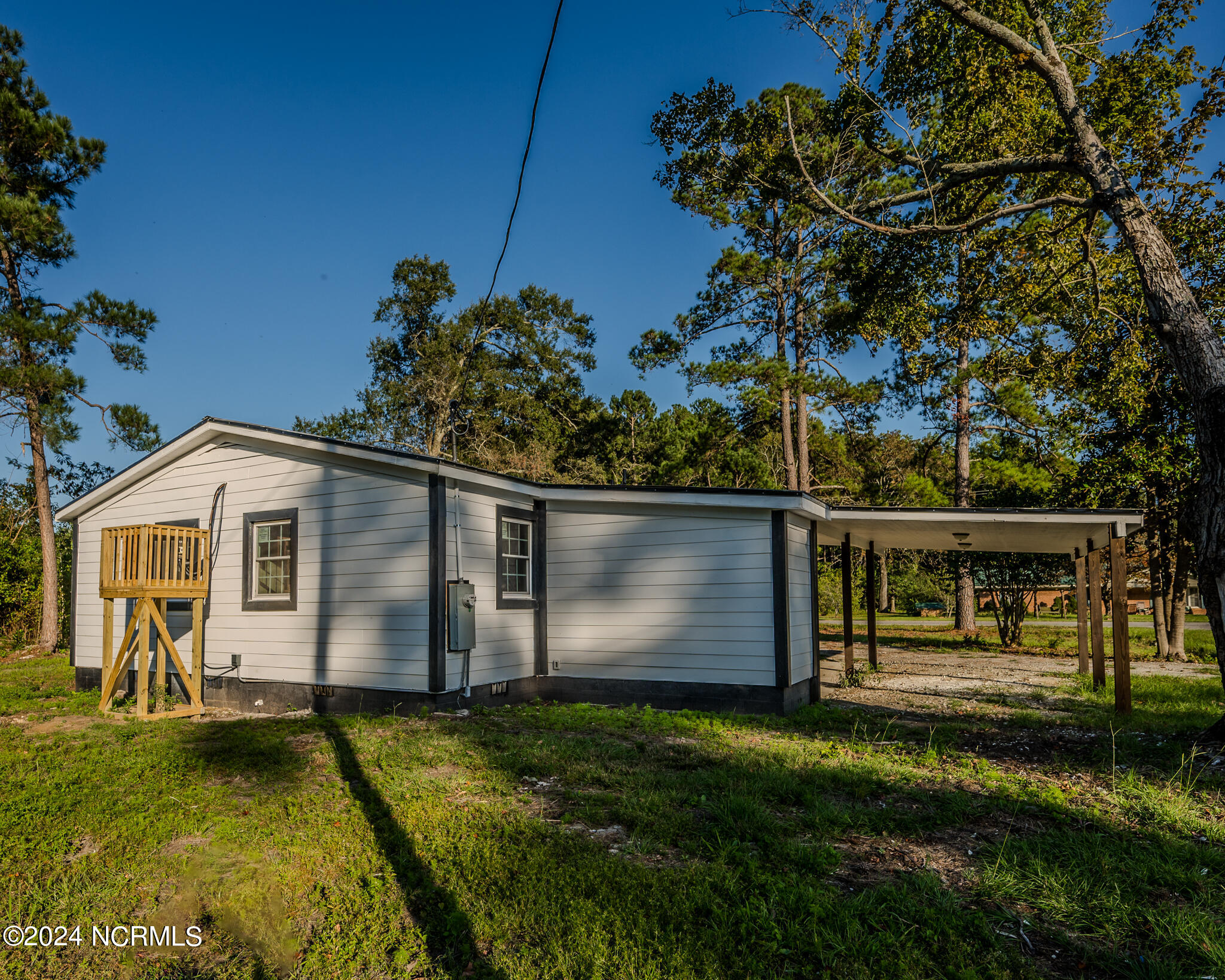 18 Clifford Road Property Photo 6