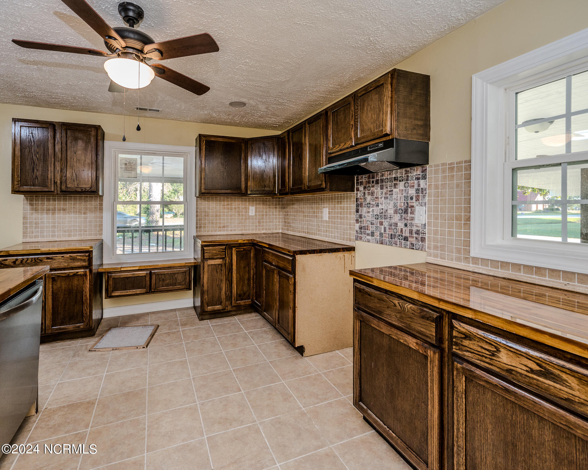 18 Clifford Road Property Photo 15