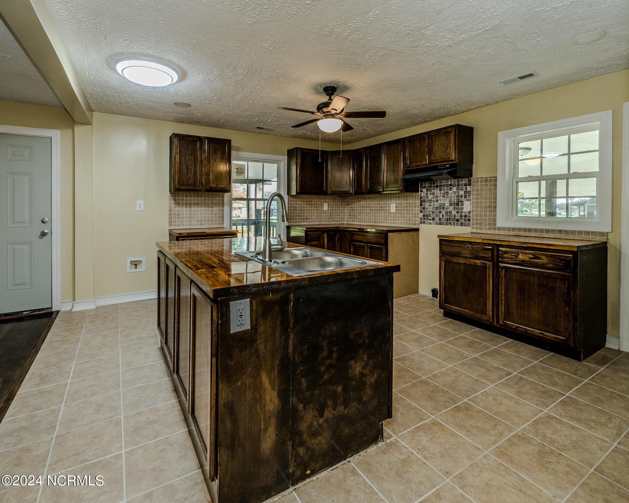 18 Clifford Road Property Photo 19