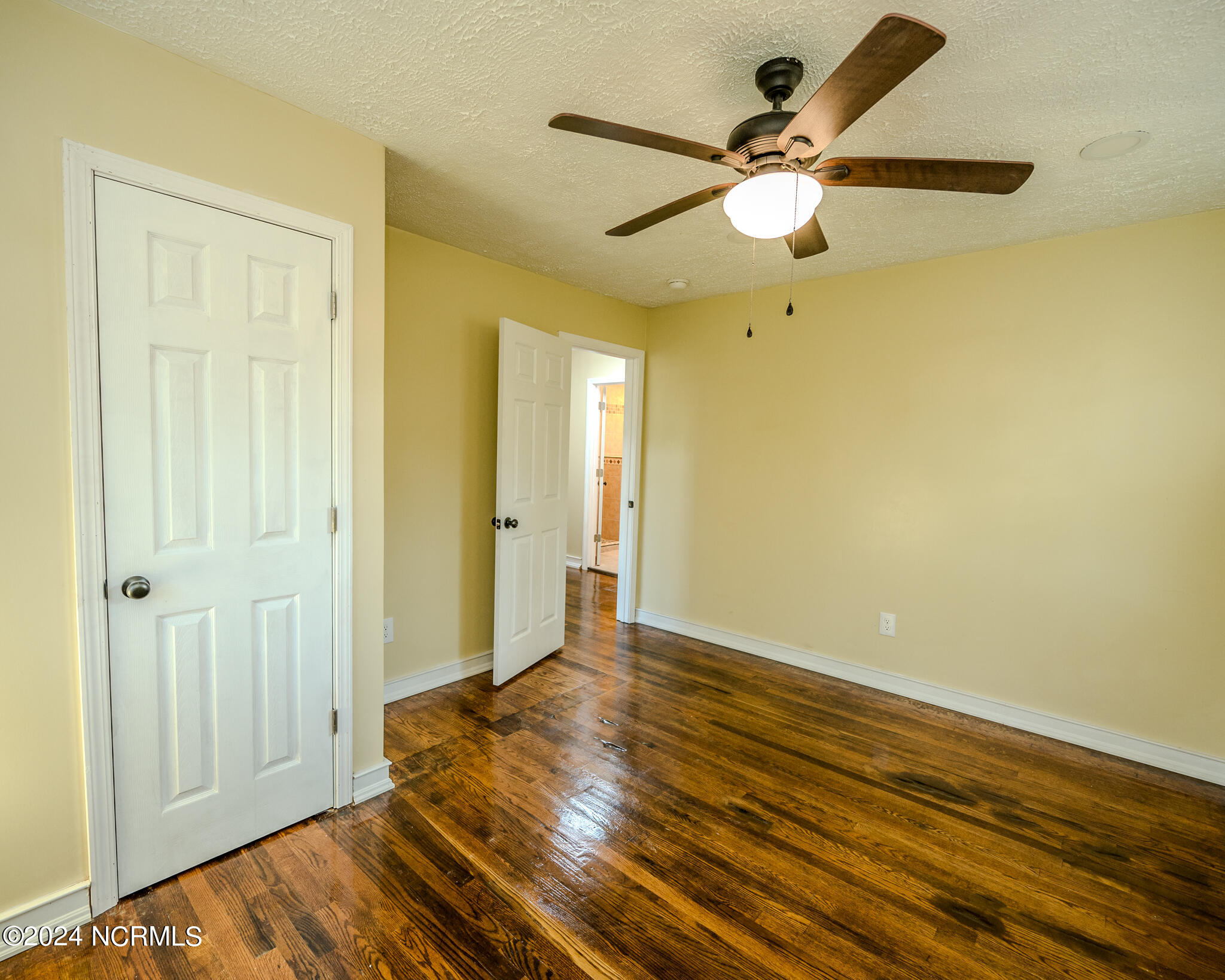 18 Clifford Road Property Photo 41