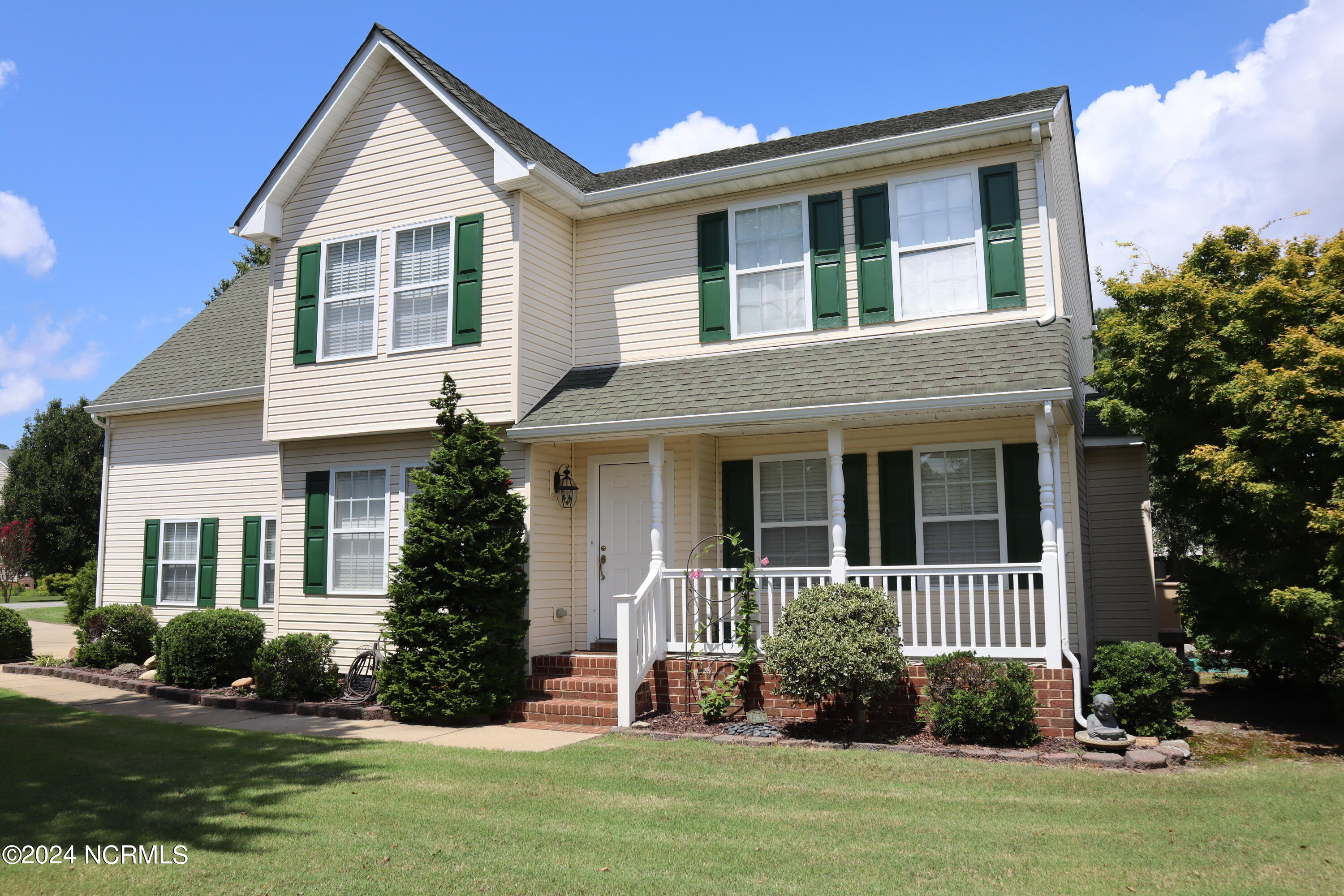 106 Barefoot Lane Property Photo