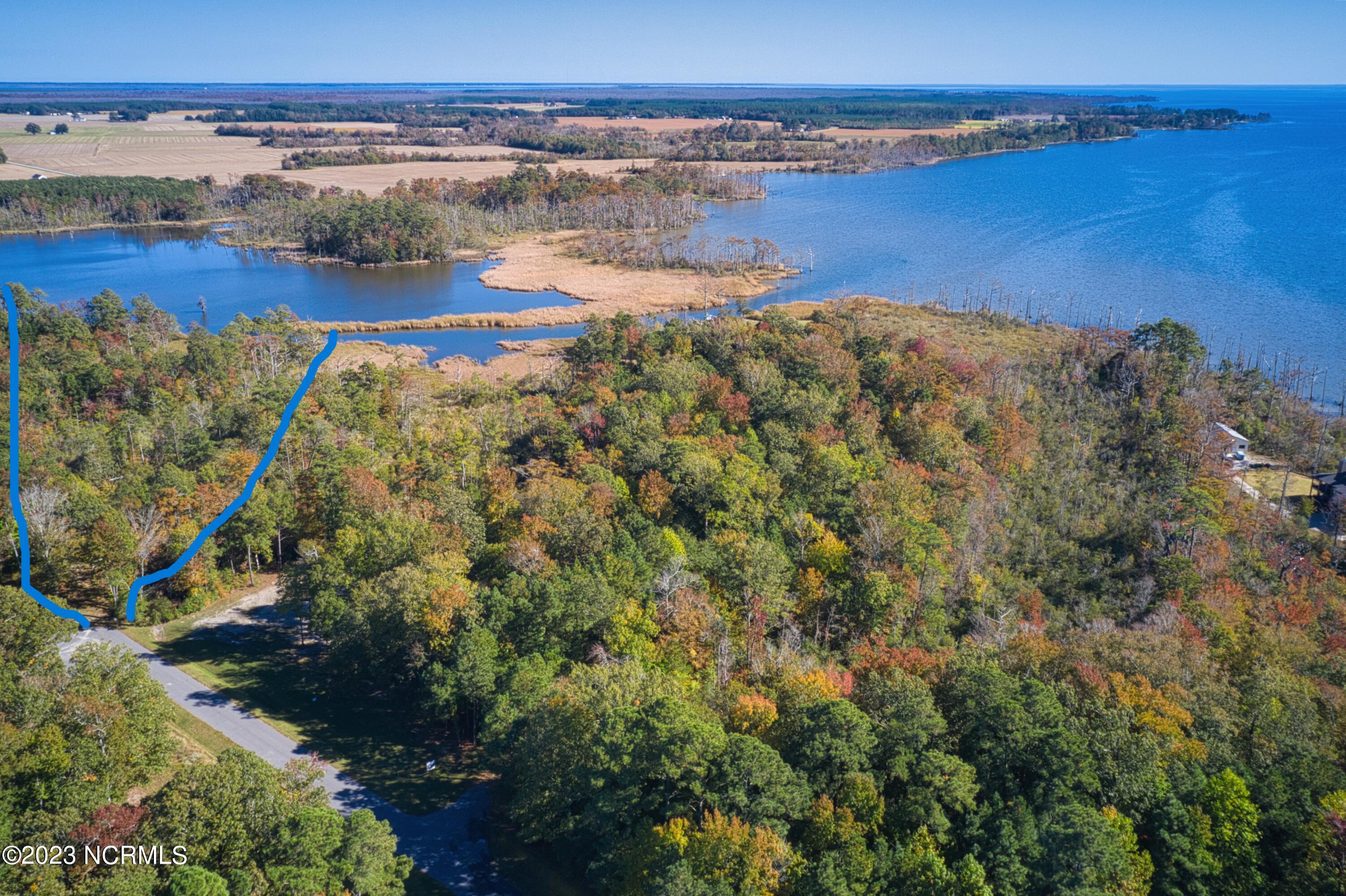 106 Bay Roads Lane Property Photo 3
