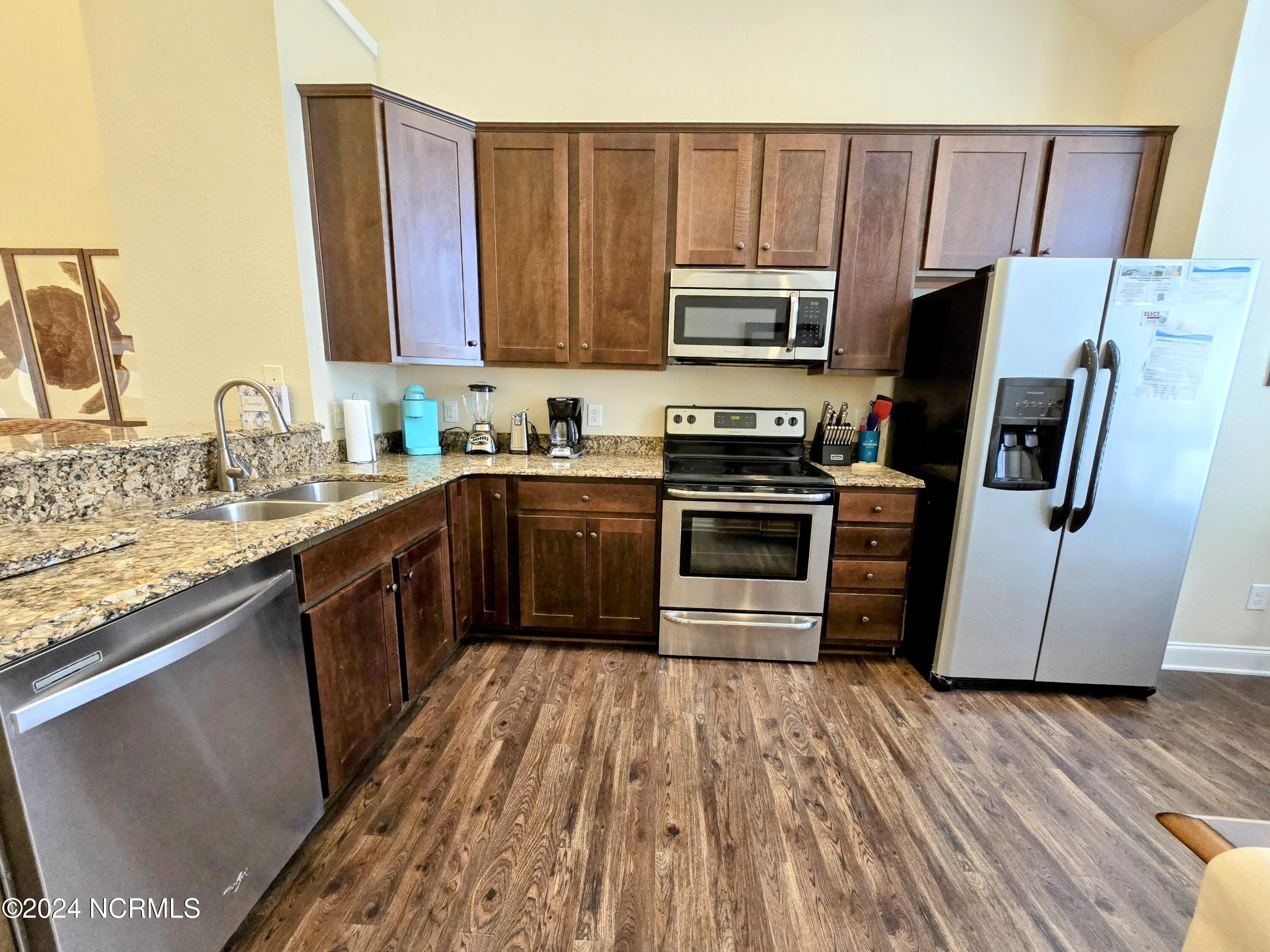 1111 Cambridge Road 308 B Property Photo 12