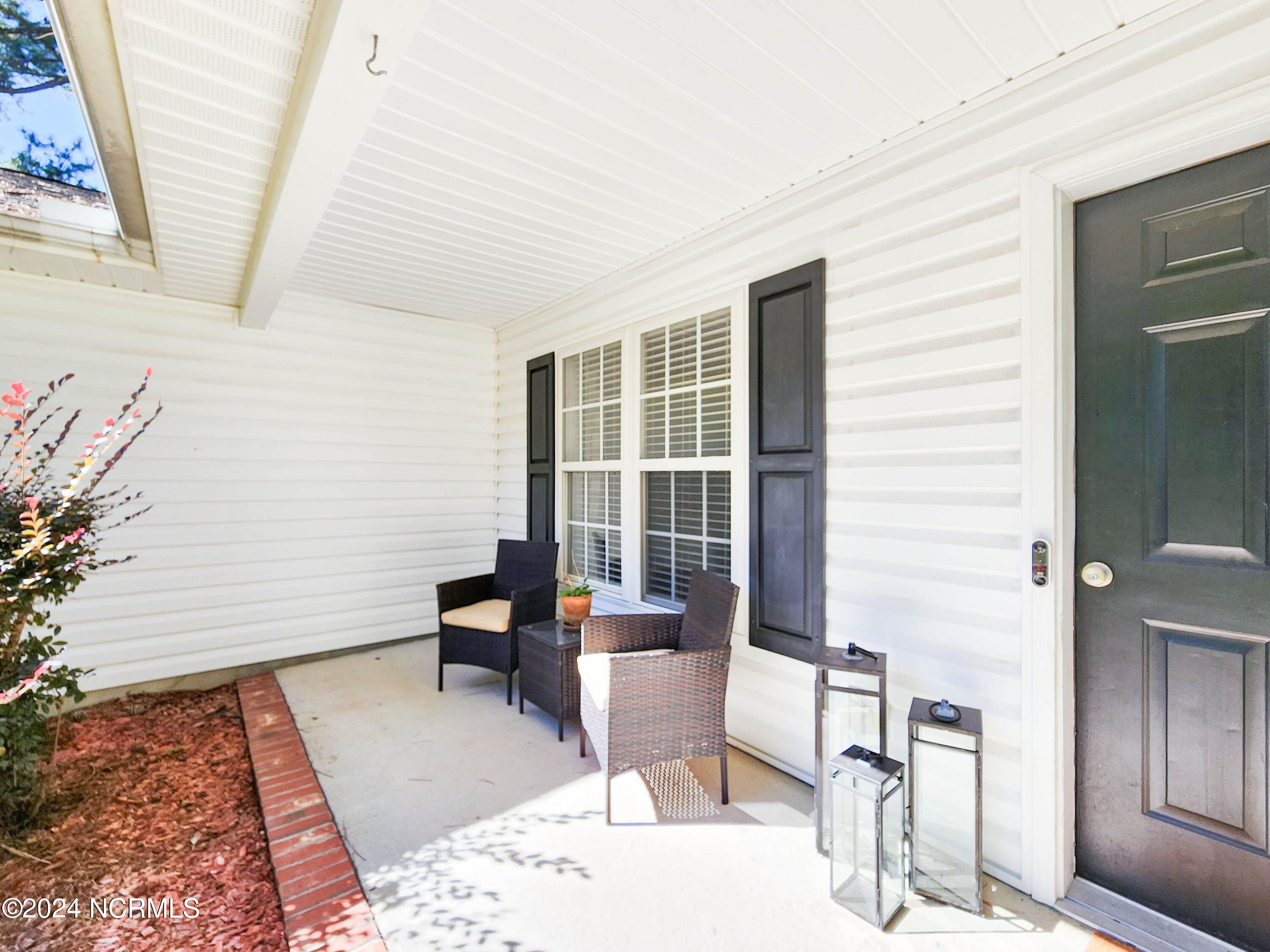230 Sandhills Circle Property Photo 2