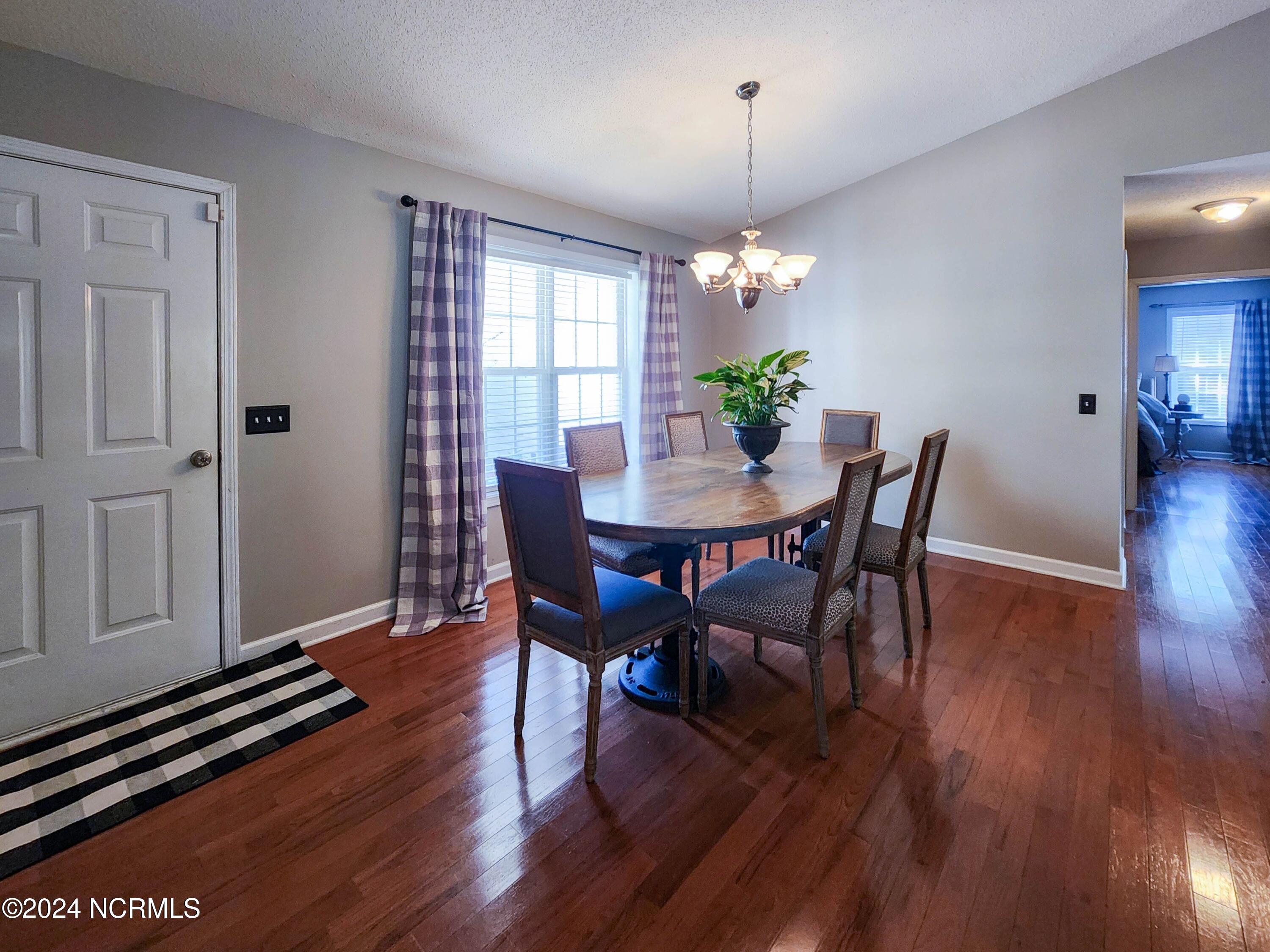 230 Sandhills Circle Property Photo 3
