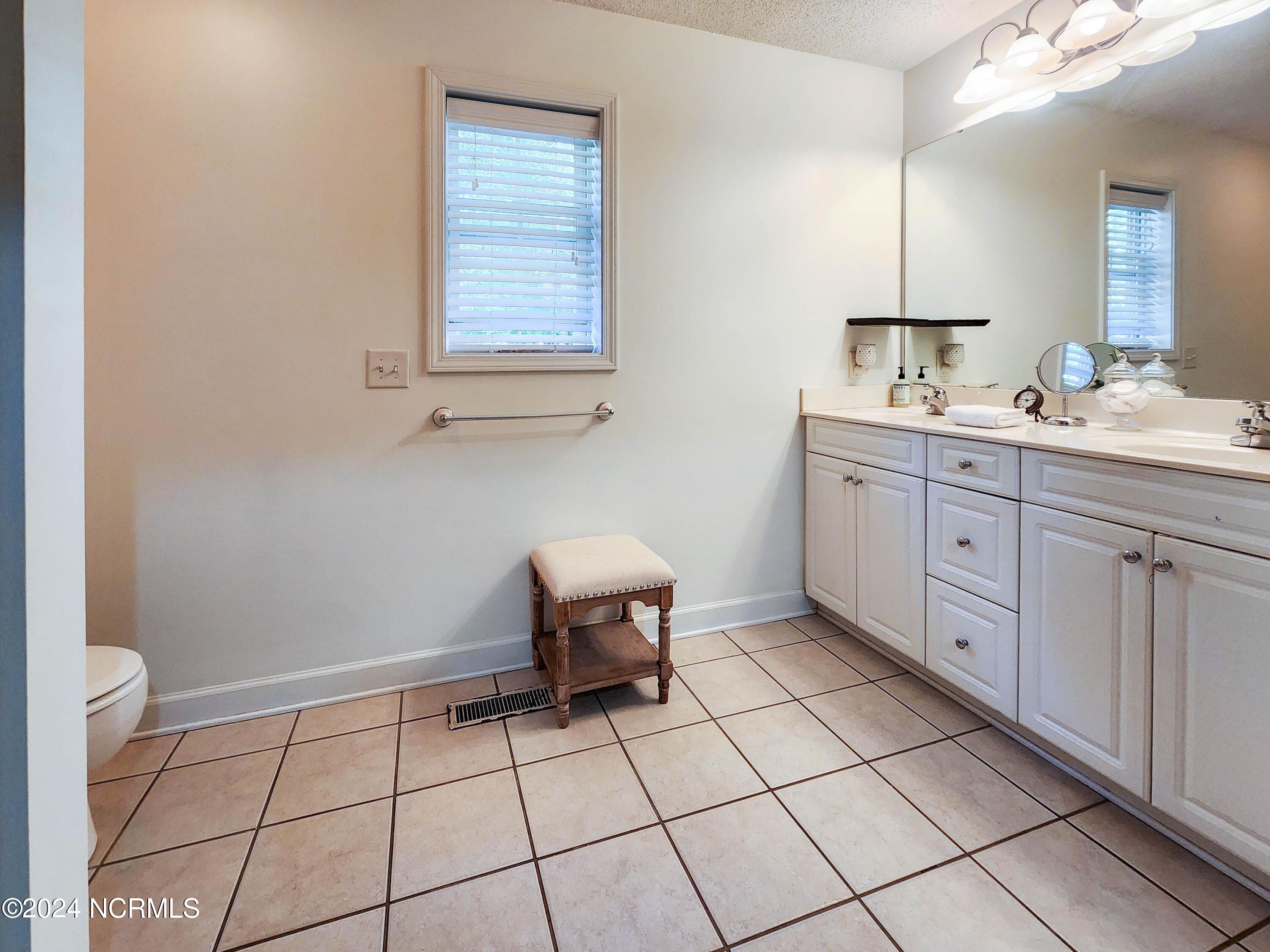 230 Sandhills Circle Property Photo 14