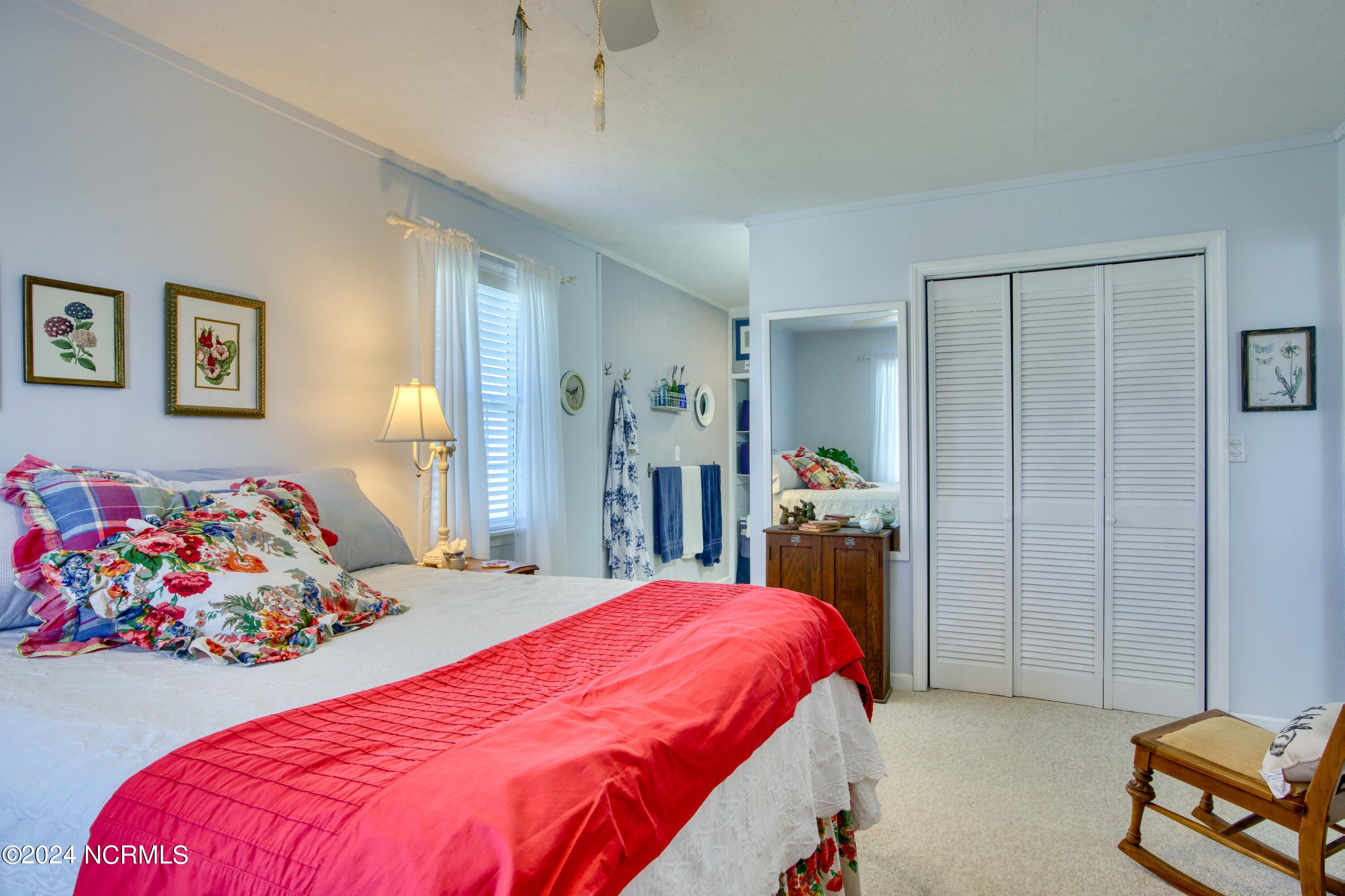 120 Dolphin Bay Estates Property Photo 12