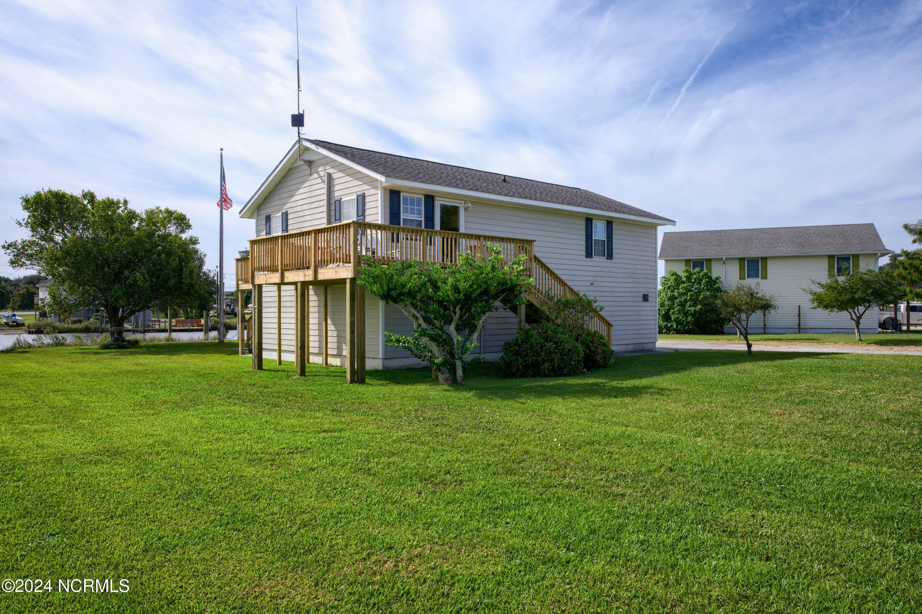 120 Dolphin Bay Estates Property Photo 24