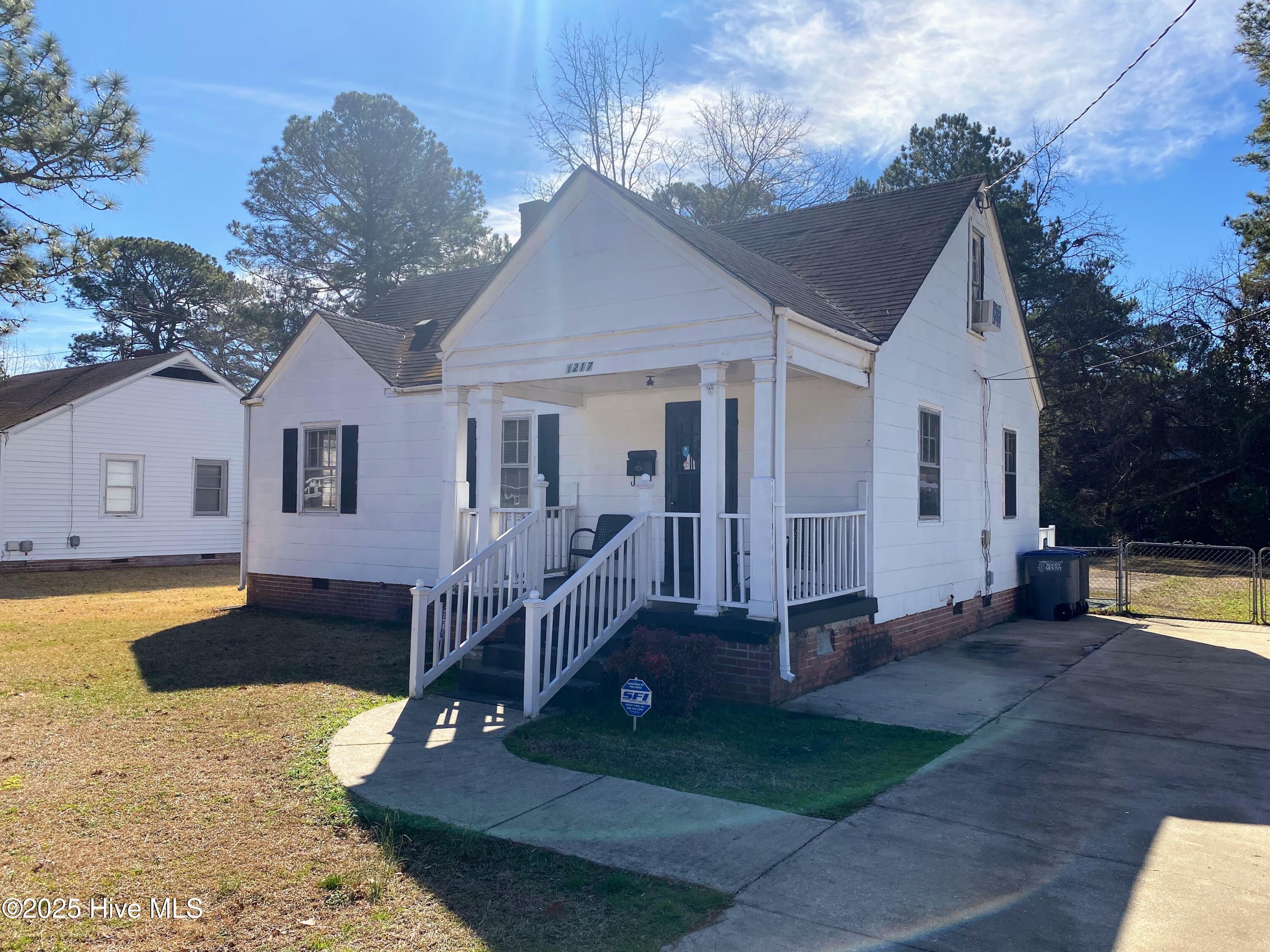 1217 Tarboro Street Property Photo 3